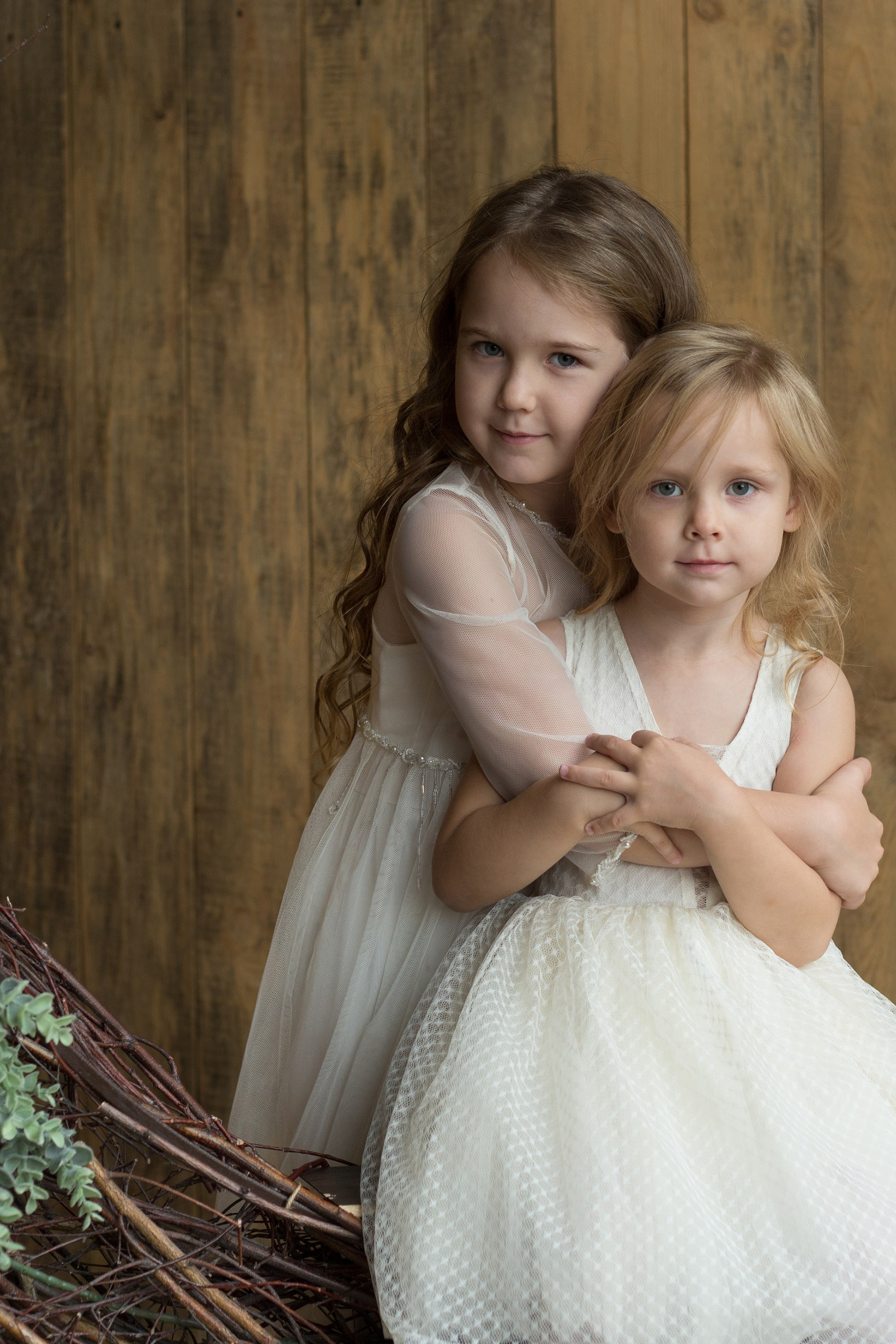 Petites sœurs. Photographe professionnelle de la ville d’Auxerre - Ekaterina Mathieu