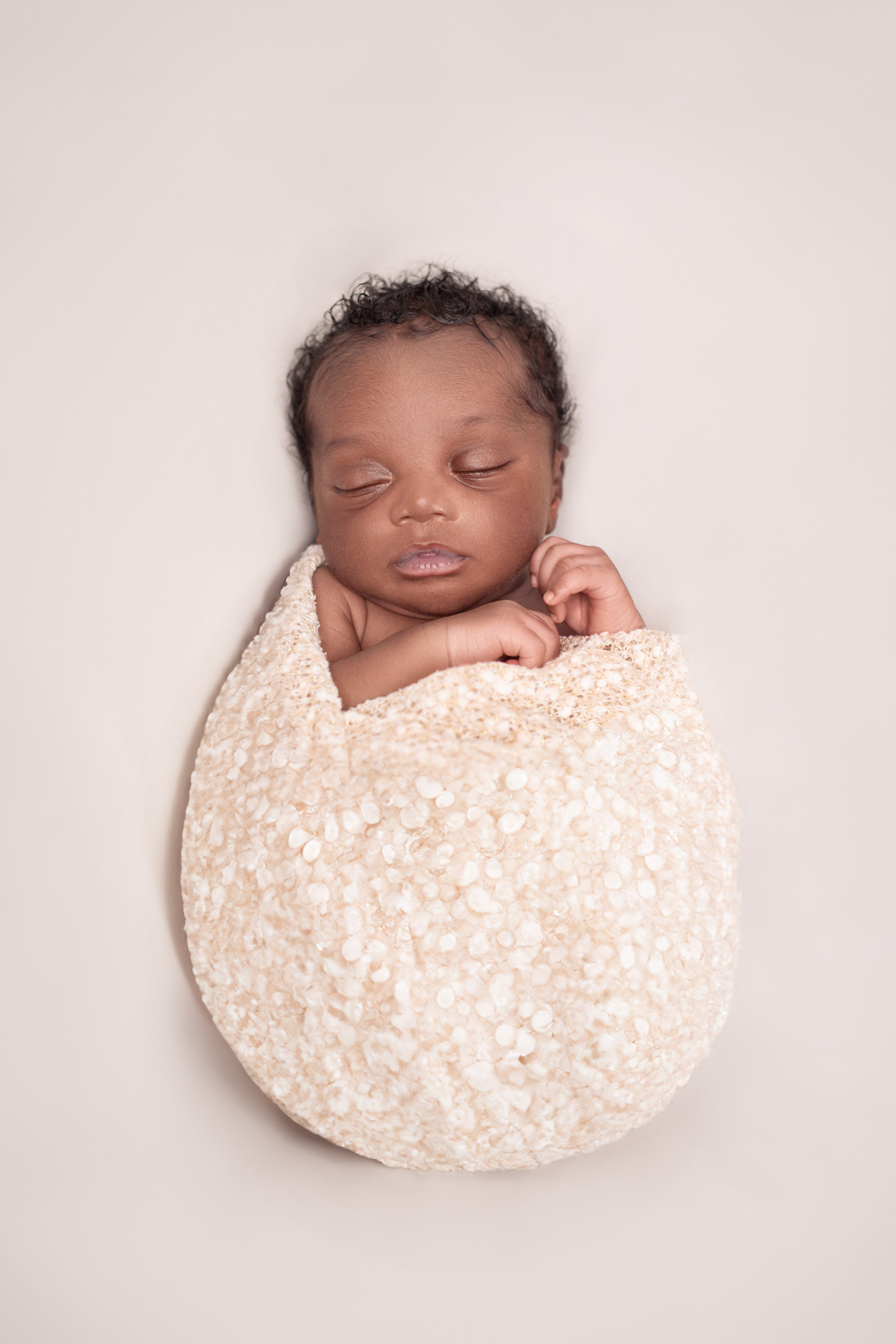 Bébé. Екатерина Матьё — профессиональный фотограф из города Осер Франция