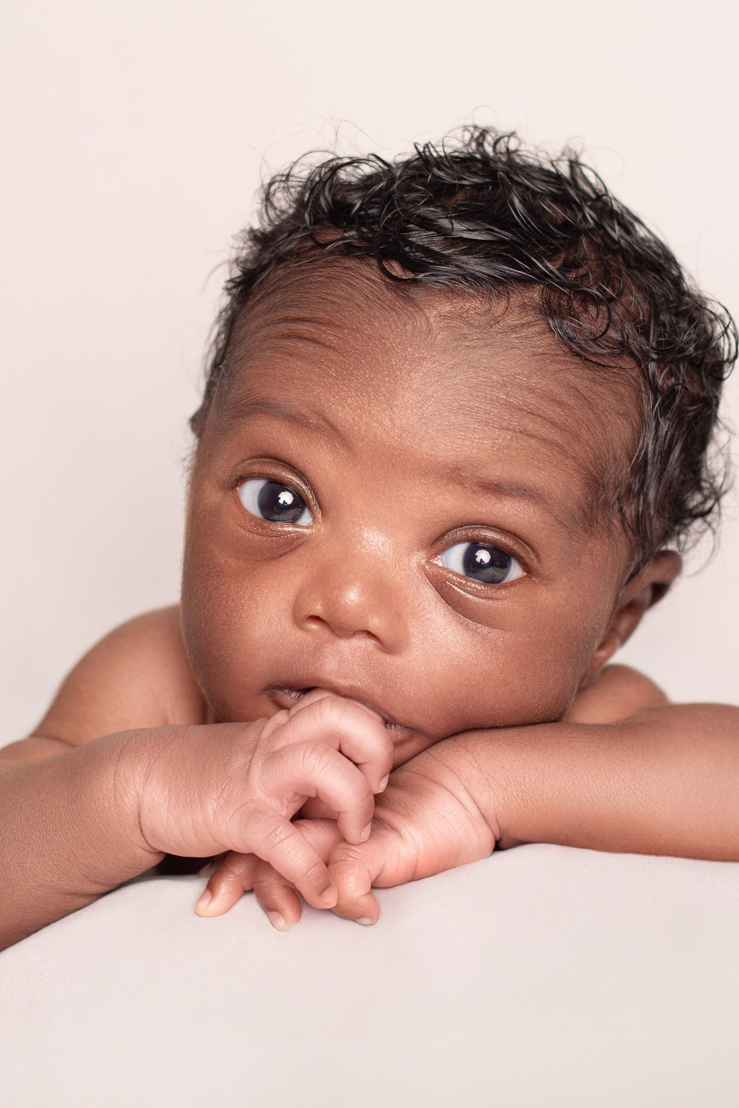 Bébé. Екатерина Матьё — профессиональный фотограф из города Осер Франция