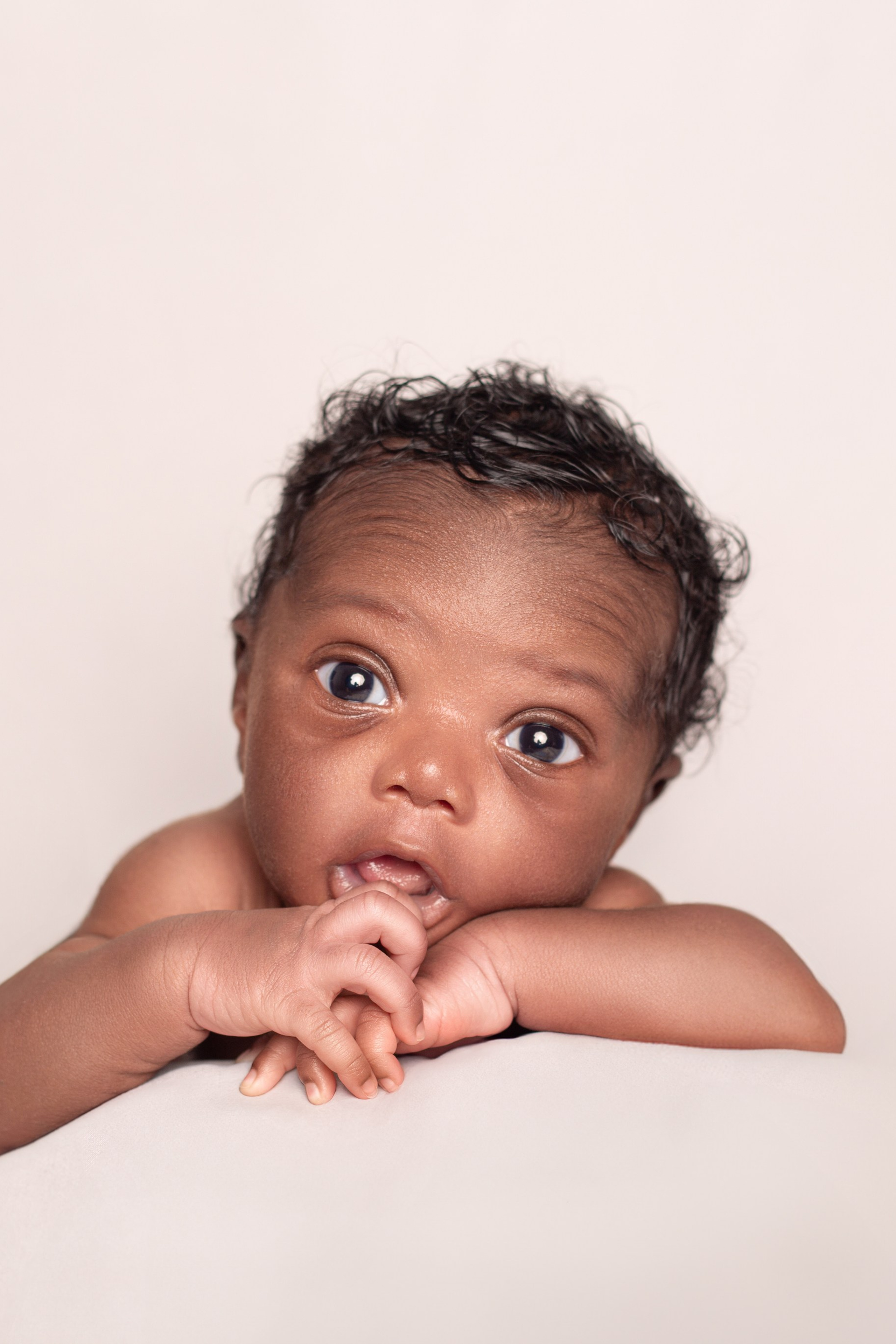 Bébé. Екатерина Матьё — профессиональный фотограф из города Осер Франция