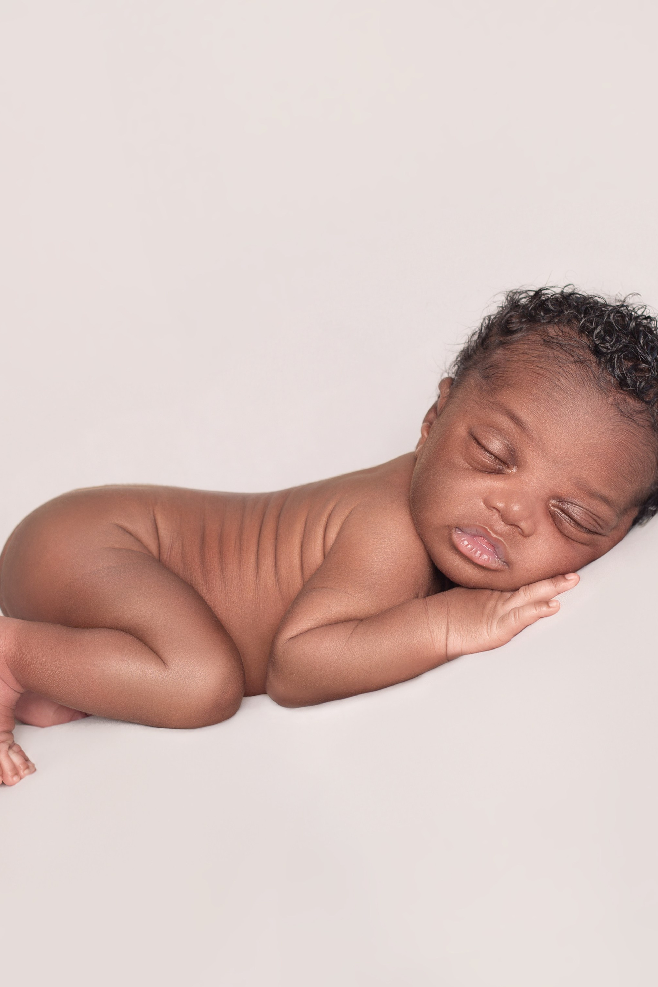 Bébé. Екатерина Матьё — профессиональный фотограф из города Осер Франция