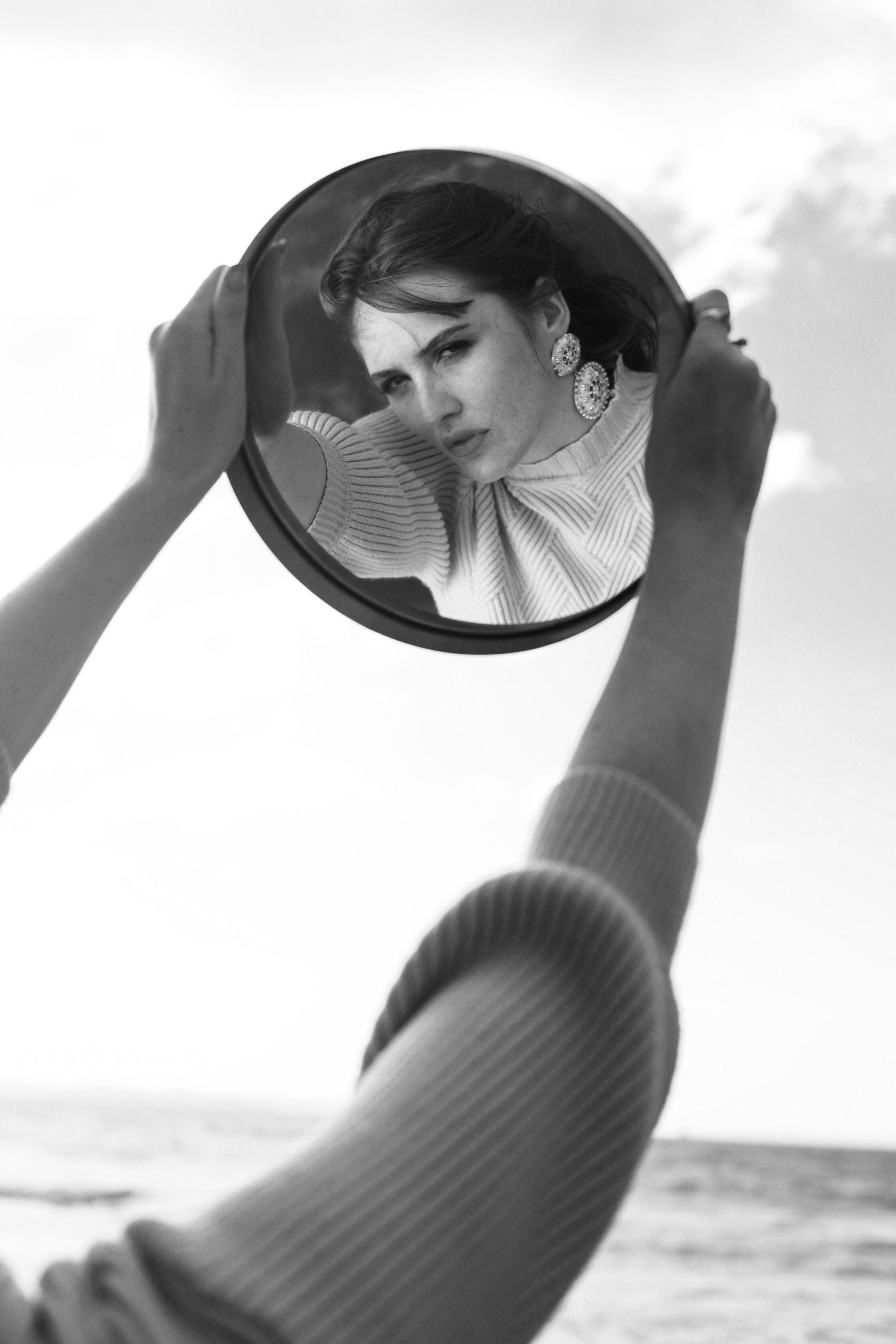 Nichola. LAURA ASAN PHOTOGRAPHY