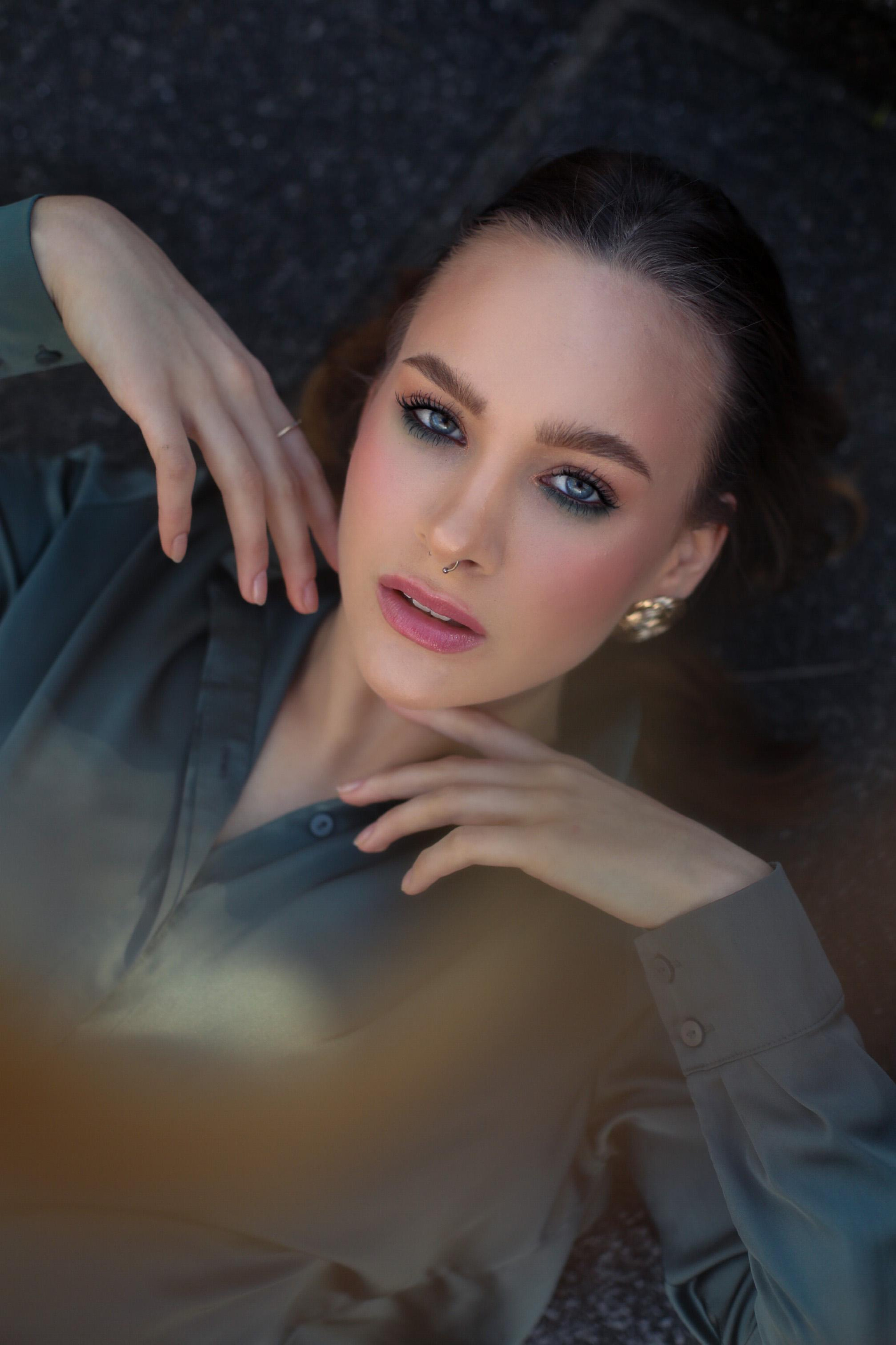 Nichola. LAURA ASAN PHOTOGRAPHY