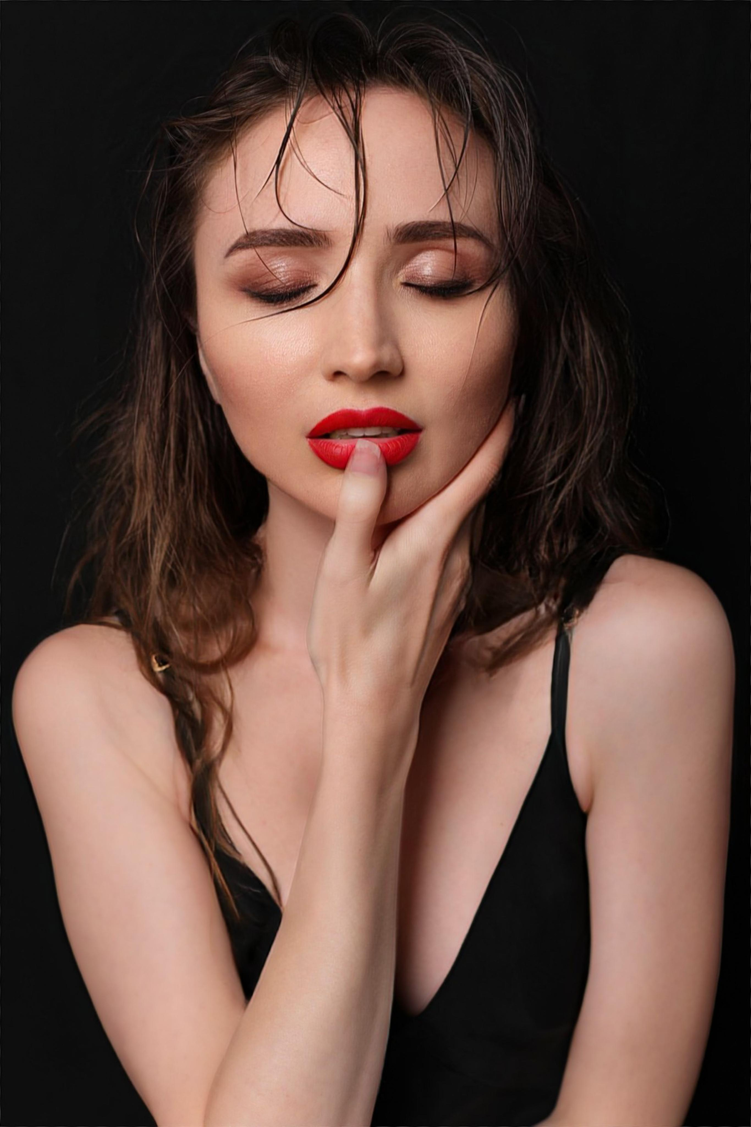 Nichola. LAURA ASAN PHOTOGRAPHY