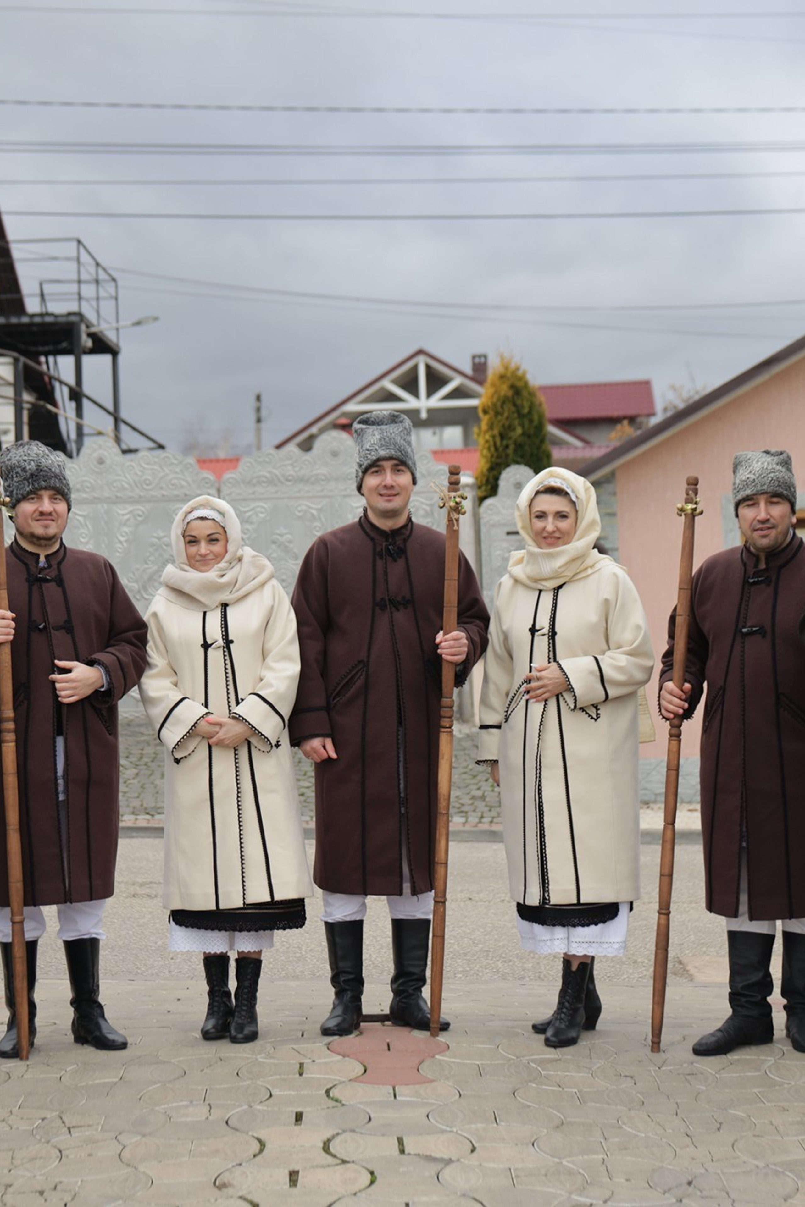 Alika Dia- Fotograf în Republica Moldova, Strășeni