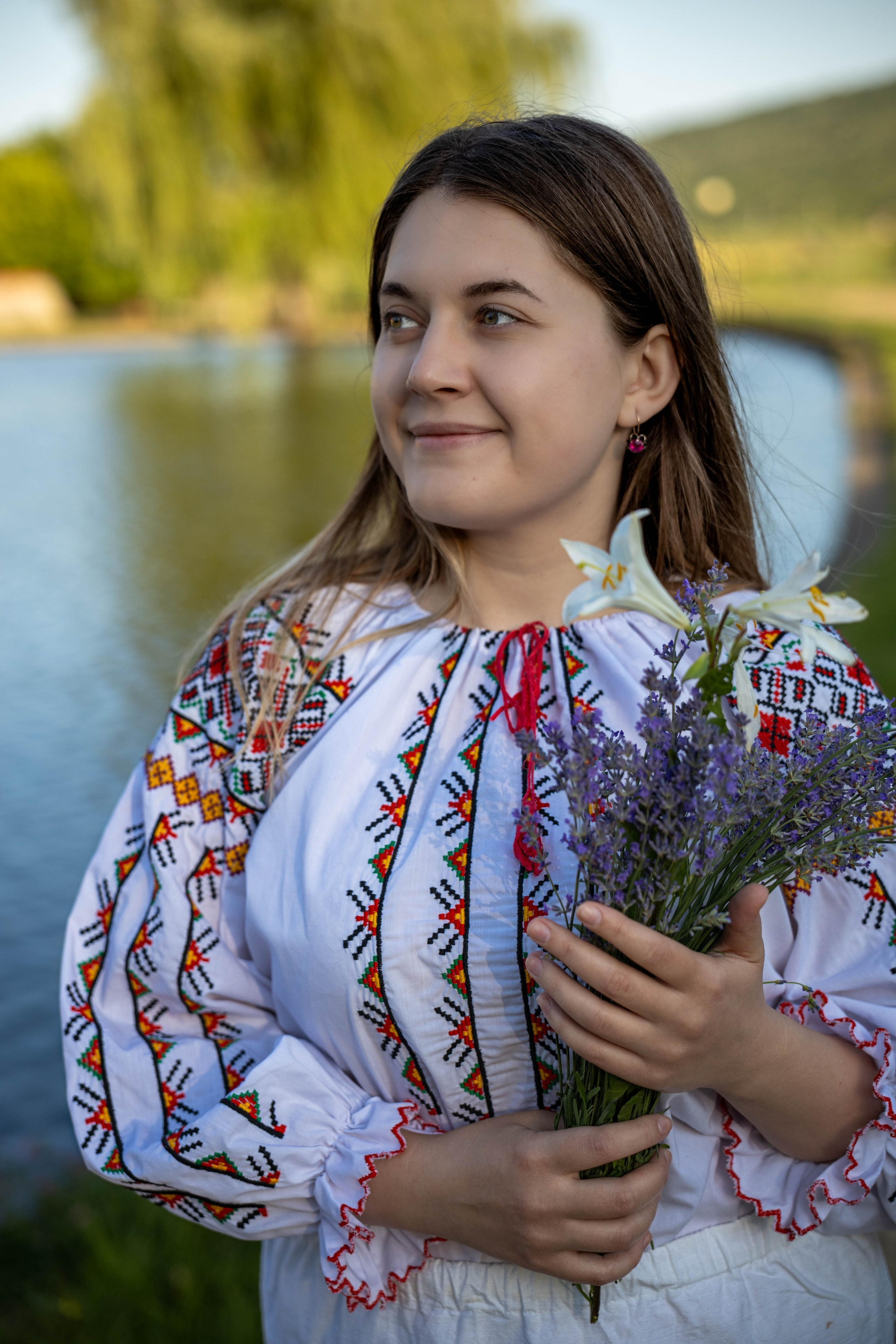 Alika Dia- Fotograf în Republica Moldova, Strășeni