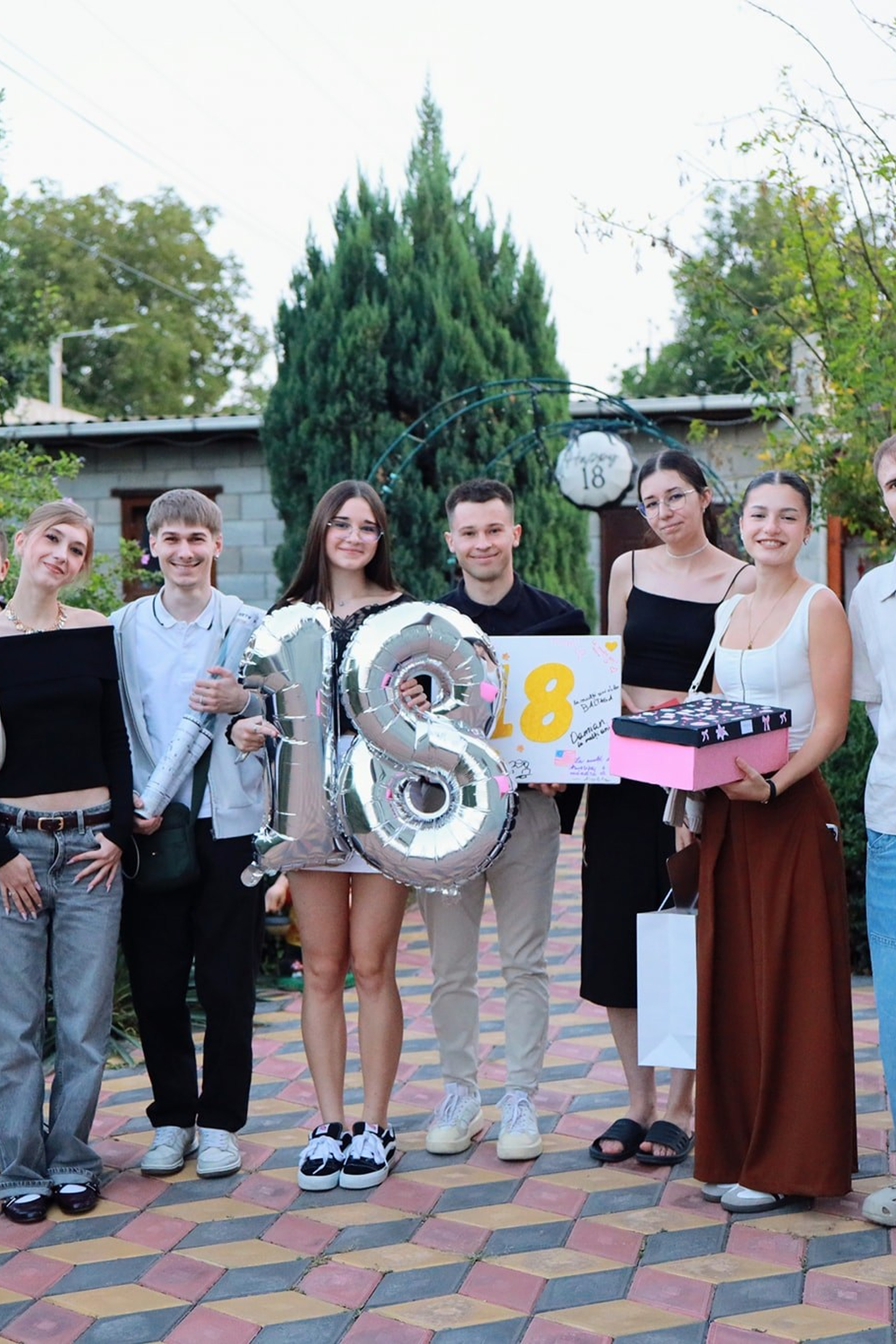 Alika Dia- Fotograf în Republica Moldova, Strășeni