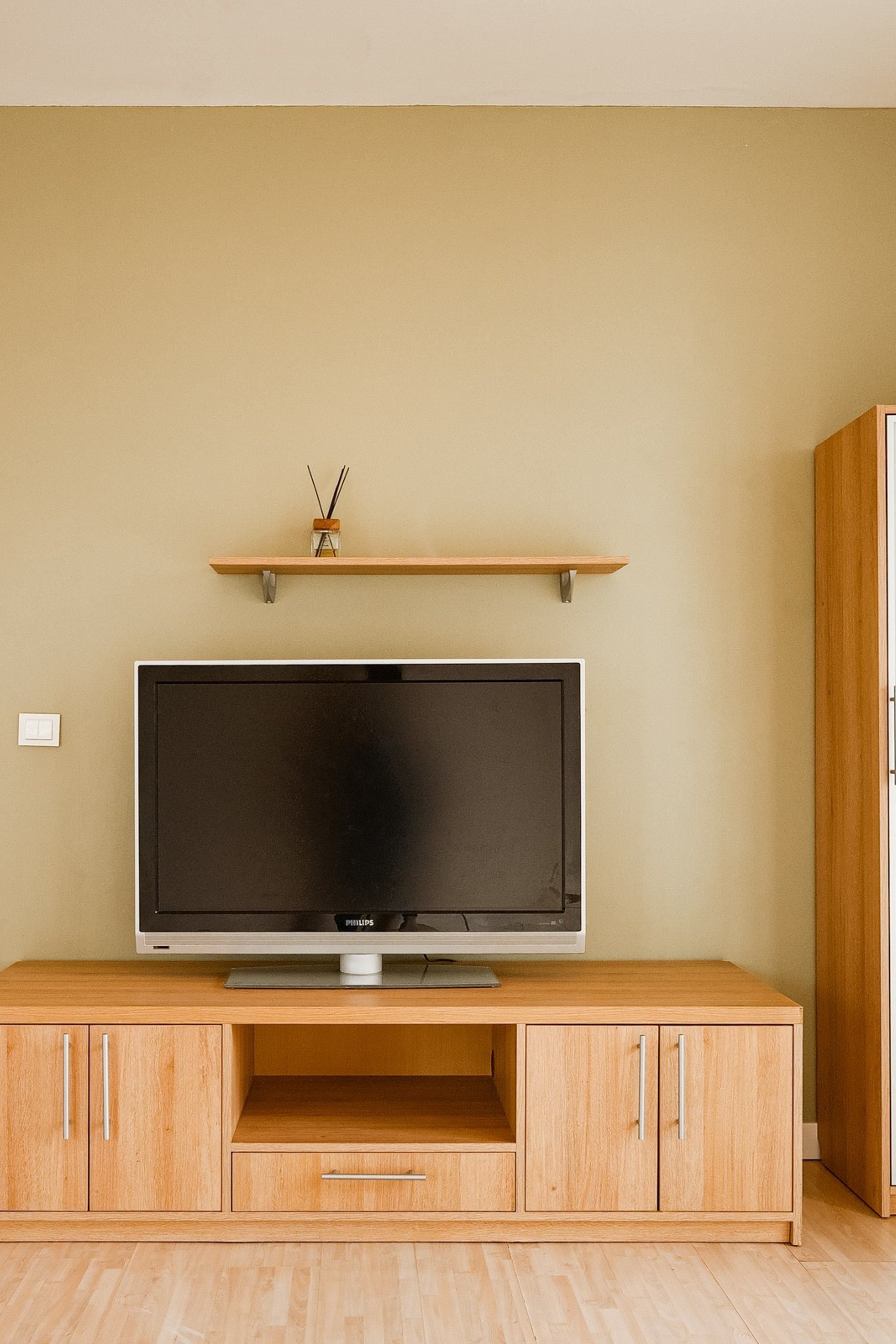 N.Lentvaris. Elina Sapiega fotografė Vilniuje