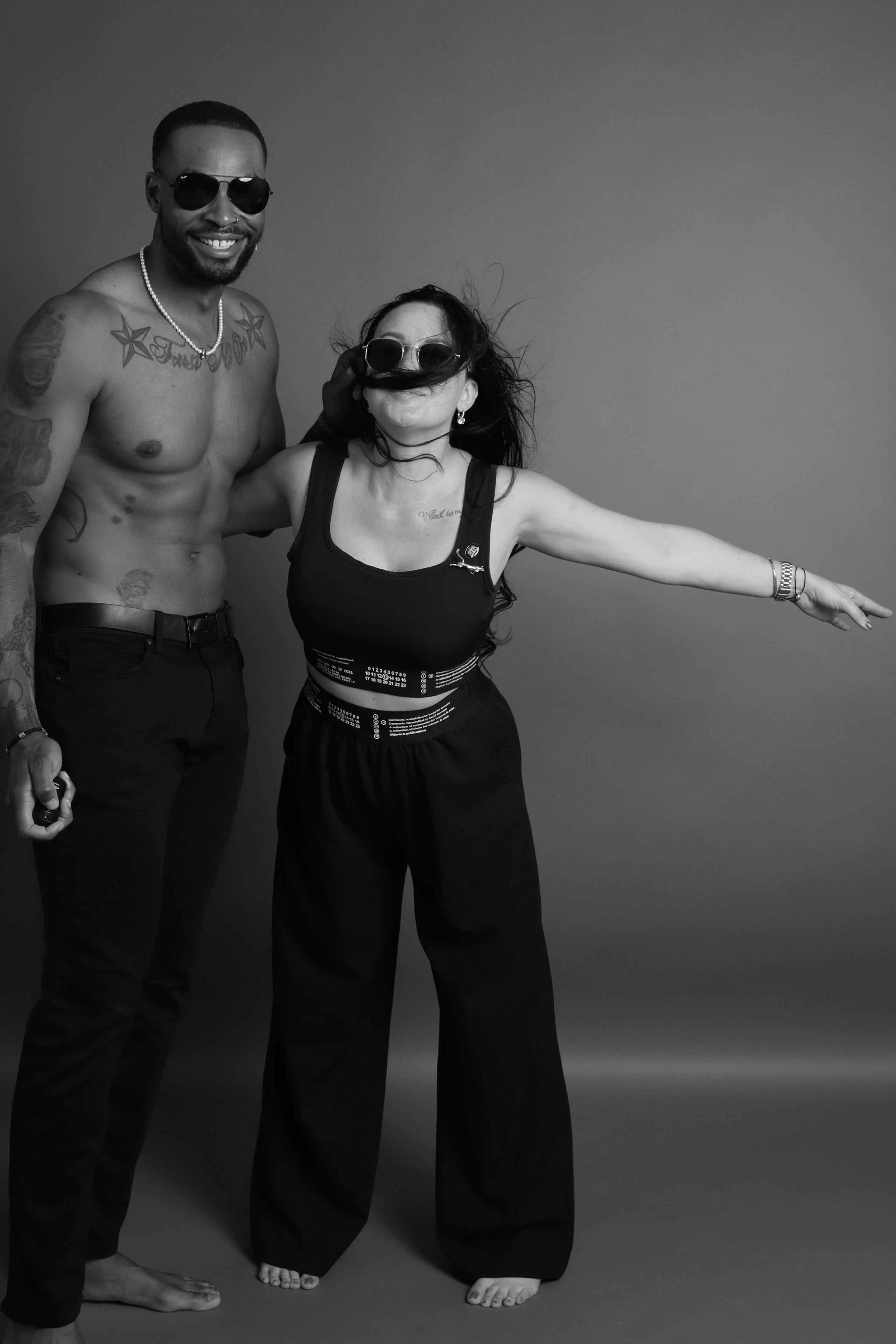 GALLERY IN SHOOT IT YOURSELF. SHOOT IT YOURSELF — SELF PORTRAIT STUDIO IN CHICAGO