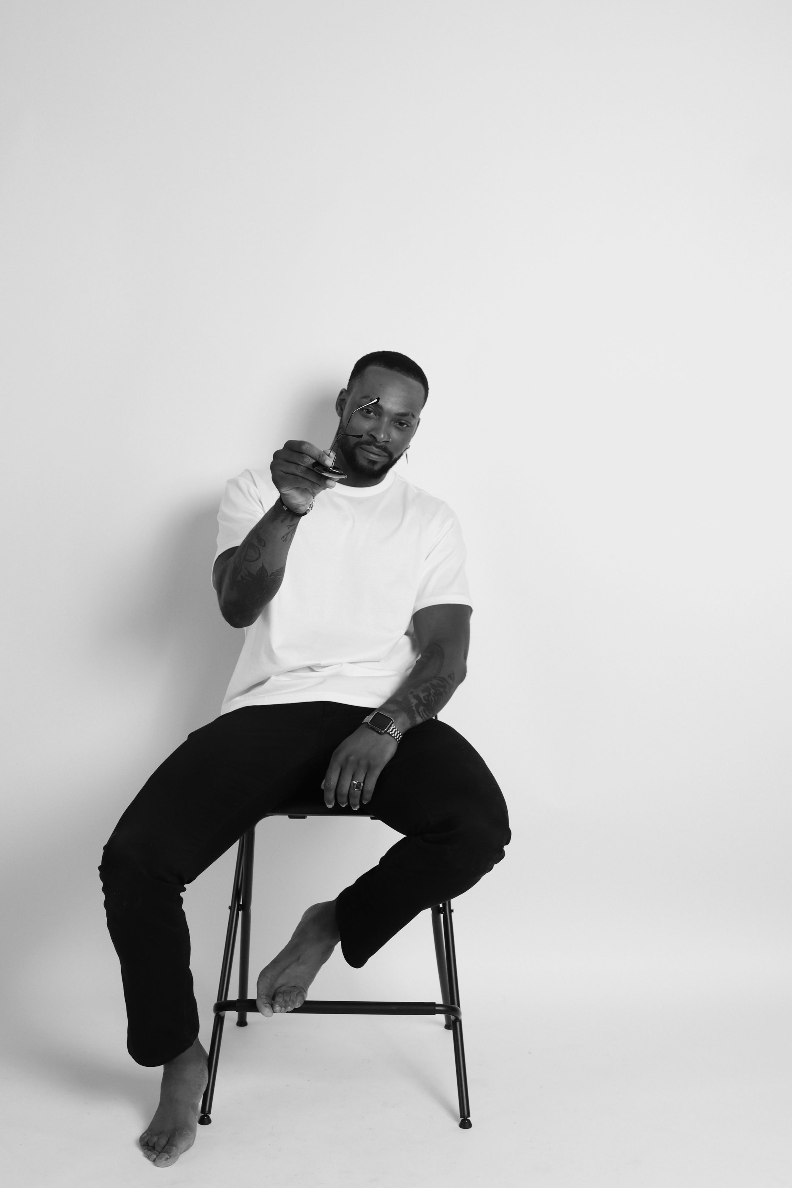 GALLERY IN SHOOT IT YOURSELF. SHOOT IT YOURSELF — SELF PORTRAIT STUDIO IN CHICAGO