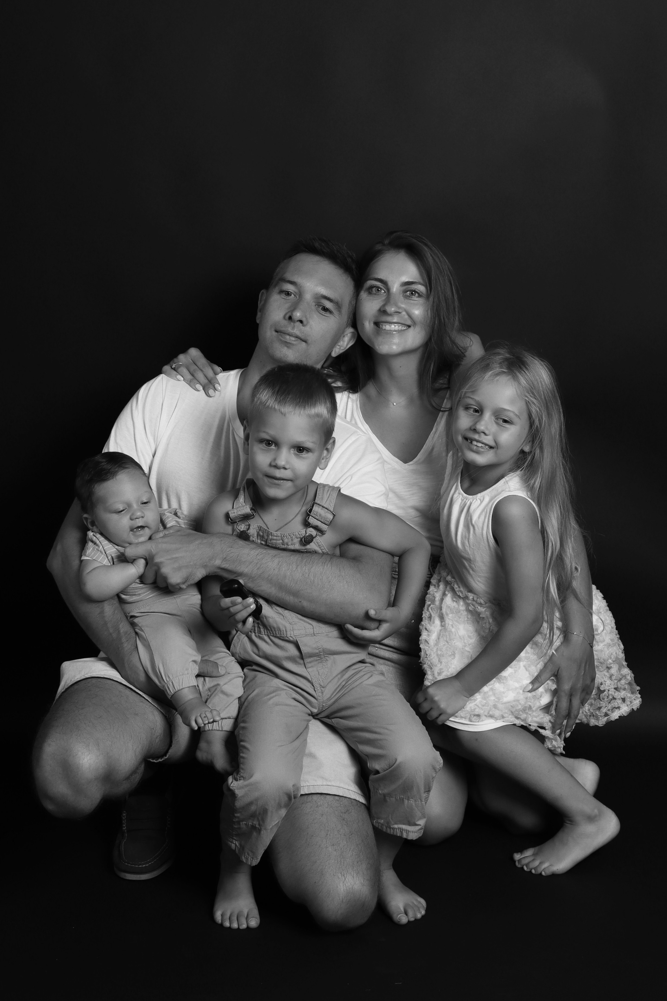 GALLERY IN SHOOT IT YOURSELF. SHOOT IT YOURSELF — SELF PORTRAIT STUDIO IN CHICAGO