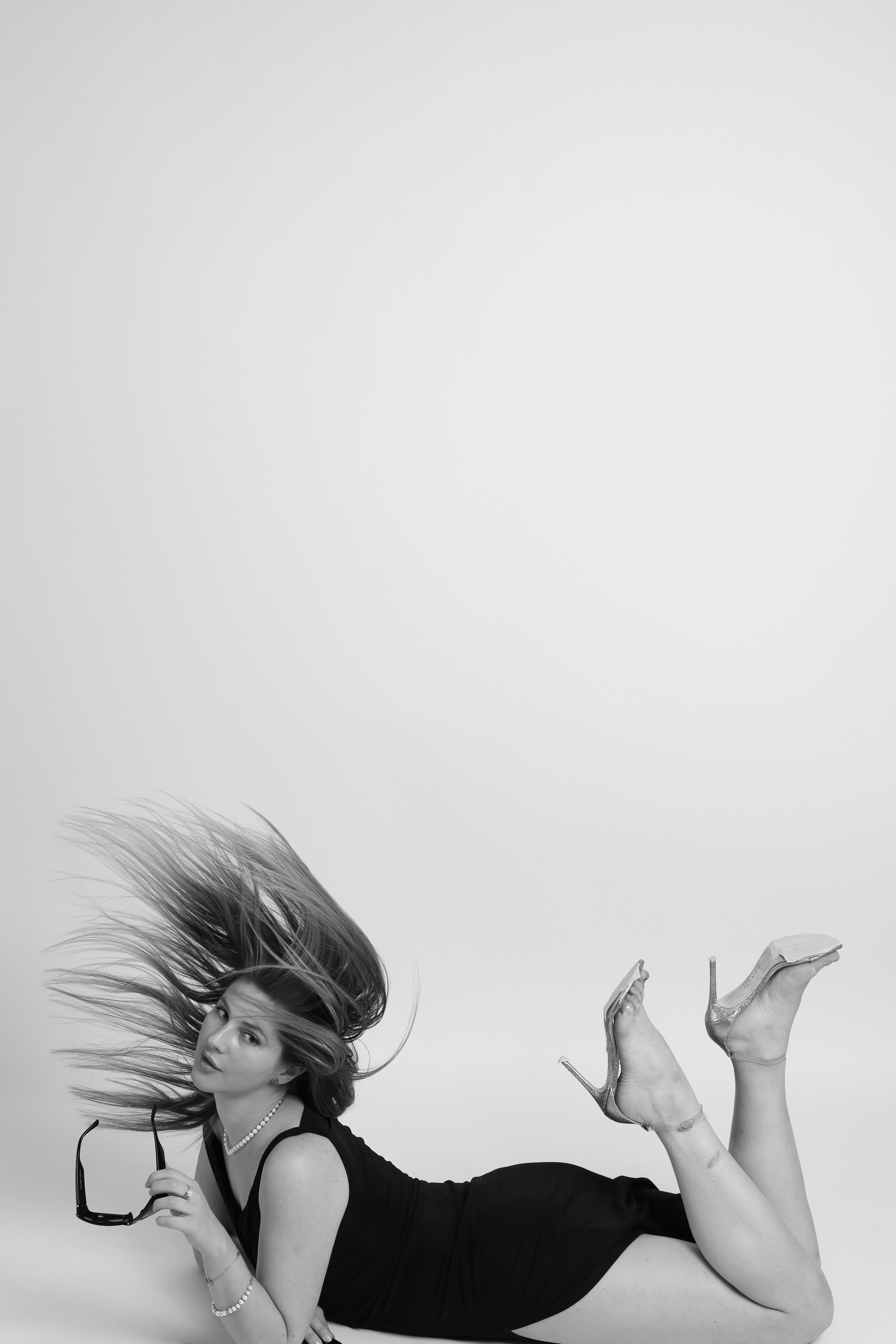 GALLERY IN SHOOT IT YOURSELF. SHOOT IT YOURSELF — SELF PORTRAIT STUDIO IN CHICAGO