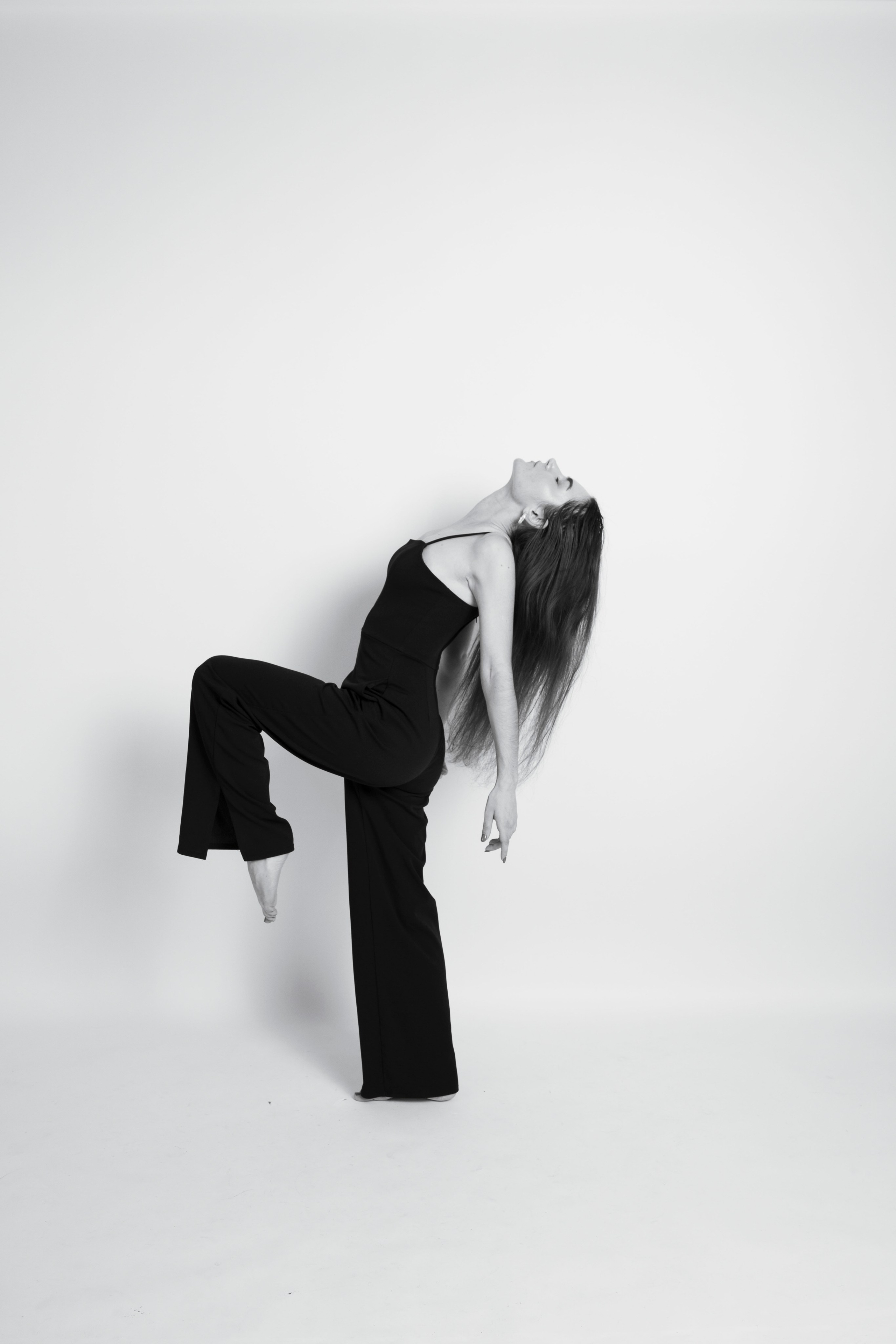 GALLERY IN SHOOT IT YOURSELF. SHOOT IT YOURSELF — SELF PORTRAIT STUDIO IN CHICAGO