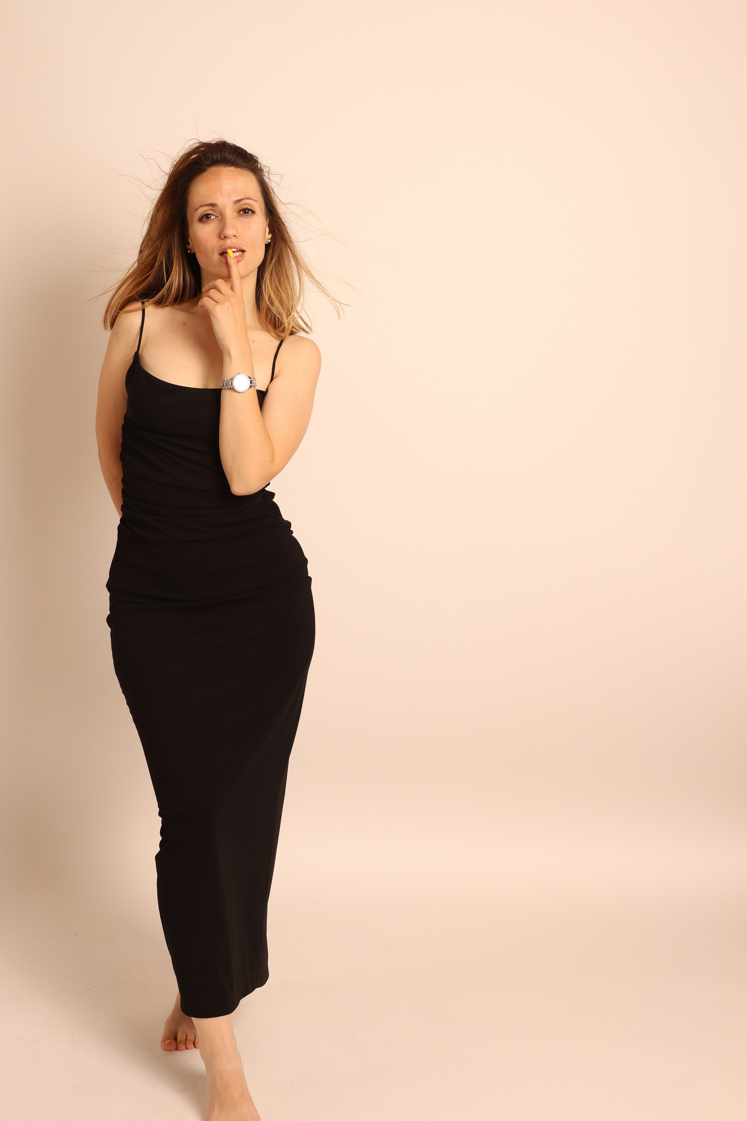 GALLERY IN SHOOT IT YOURSELF. SHOOT IT YOURSELF — SELF PORTRAIT STUDIO IN CHICAGO