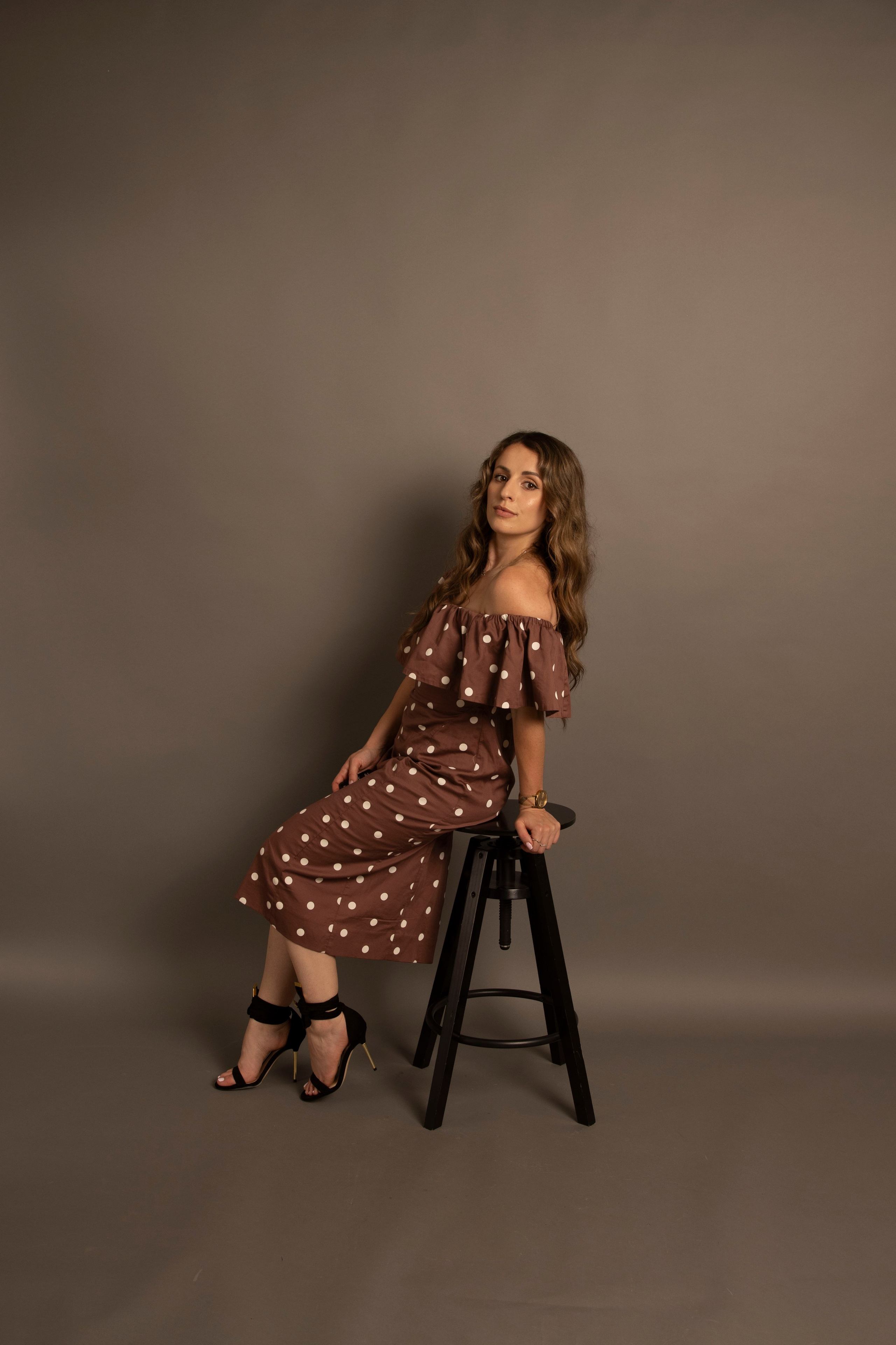 GALLERY IN SHOOT IT YOURSELF. SHOOT IT YOURSELF — SELF PORTRAIT STUDIO IN CHICAGO