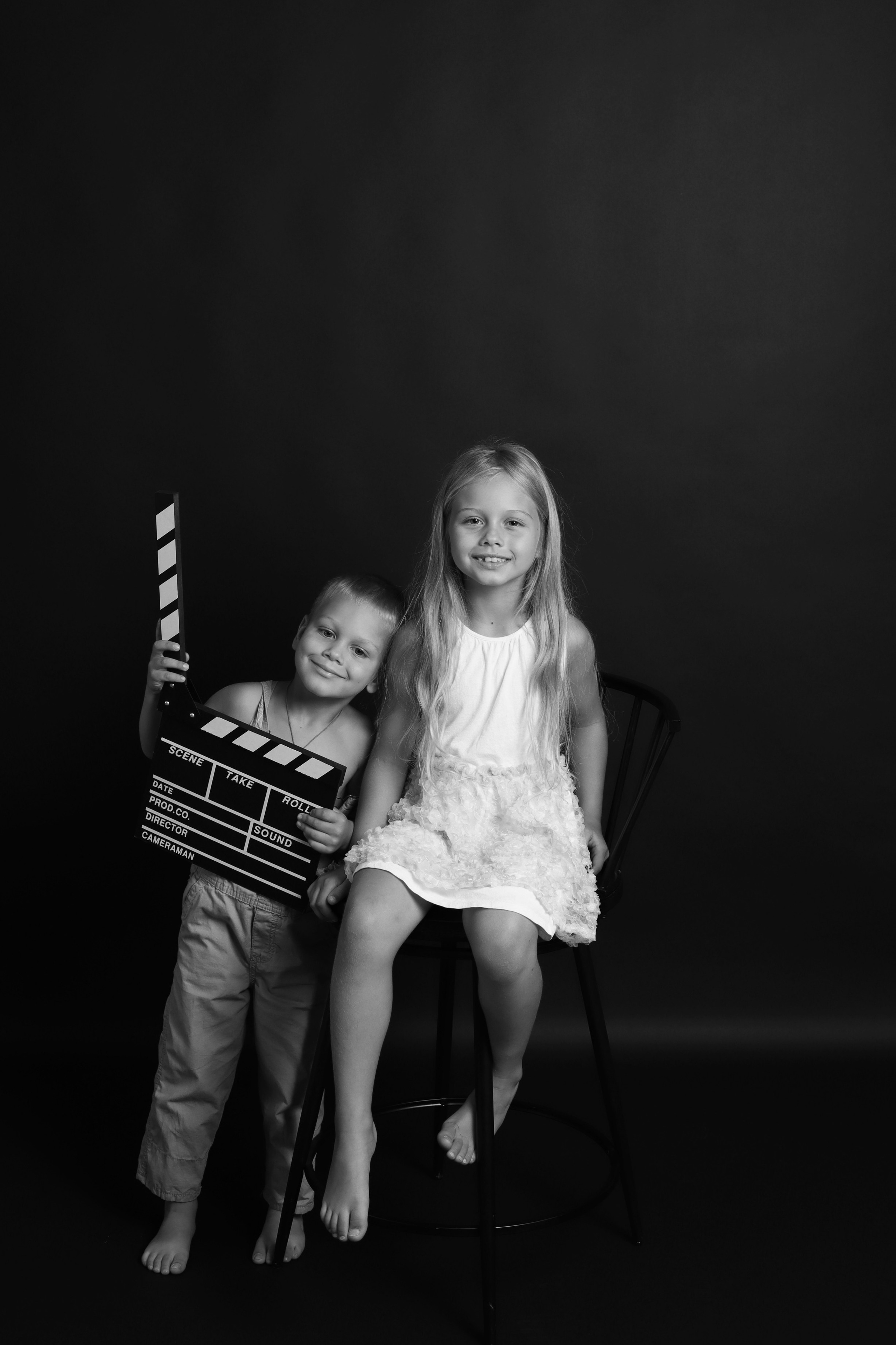 GALLERY IN SHOOT IT YOURSELF. SHOOT IT YOURSELF — SELF PORTRAIT STUDIO IN CHICAGO