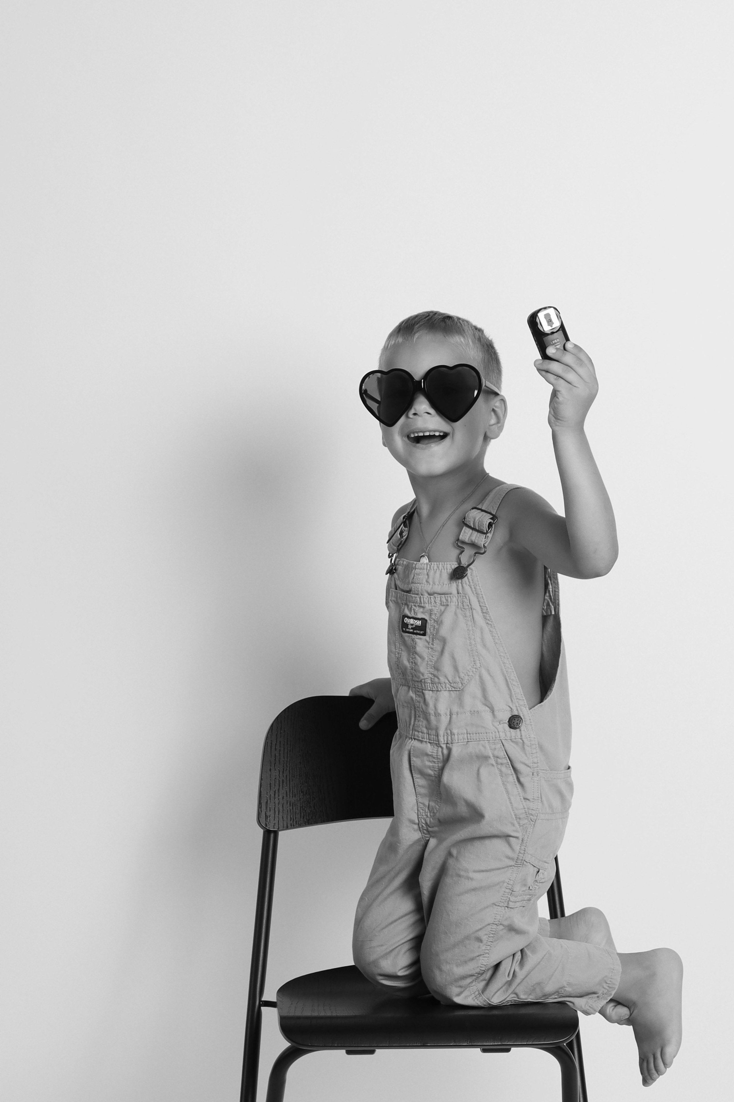 GALLERY IN SHOOT IT YOURSELF. SHOOT IT YOURSELF — SELF PORTRAIT STUDIO IN CHICAGO