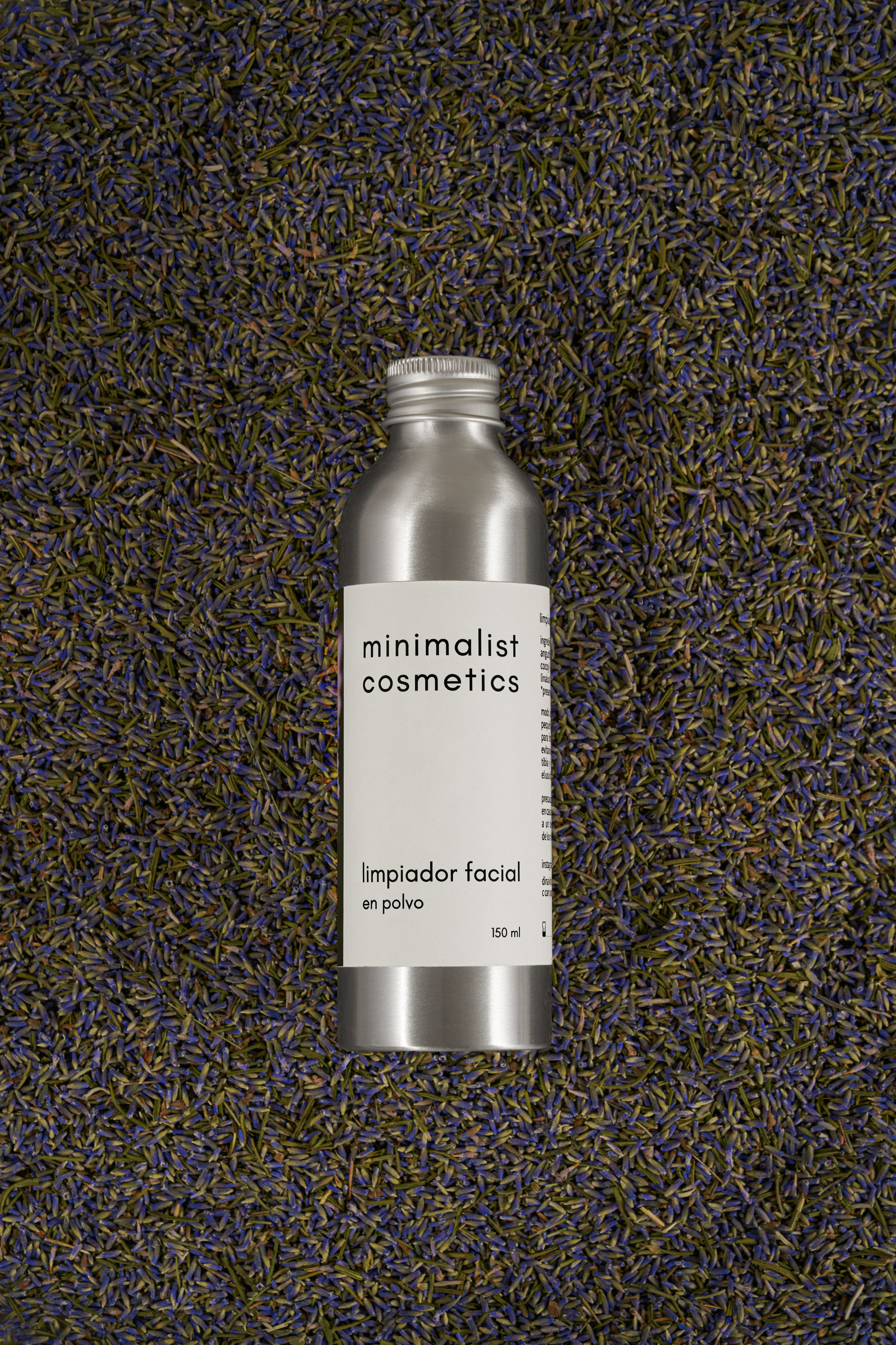 Minimalist cosmetics: from the studio to&nbsp;the Etsy listing