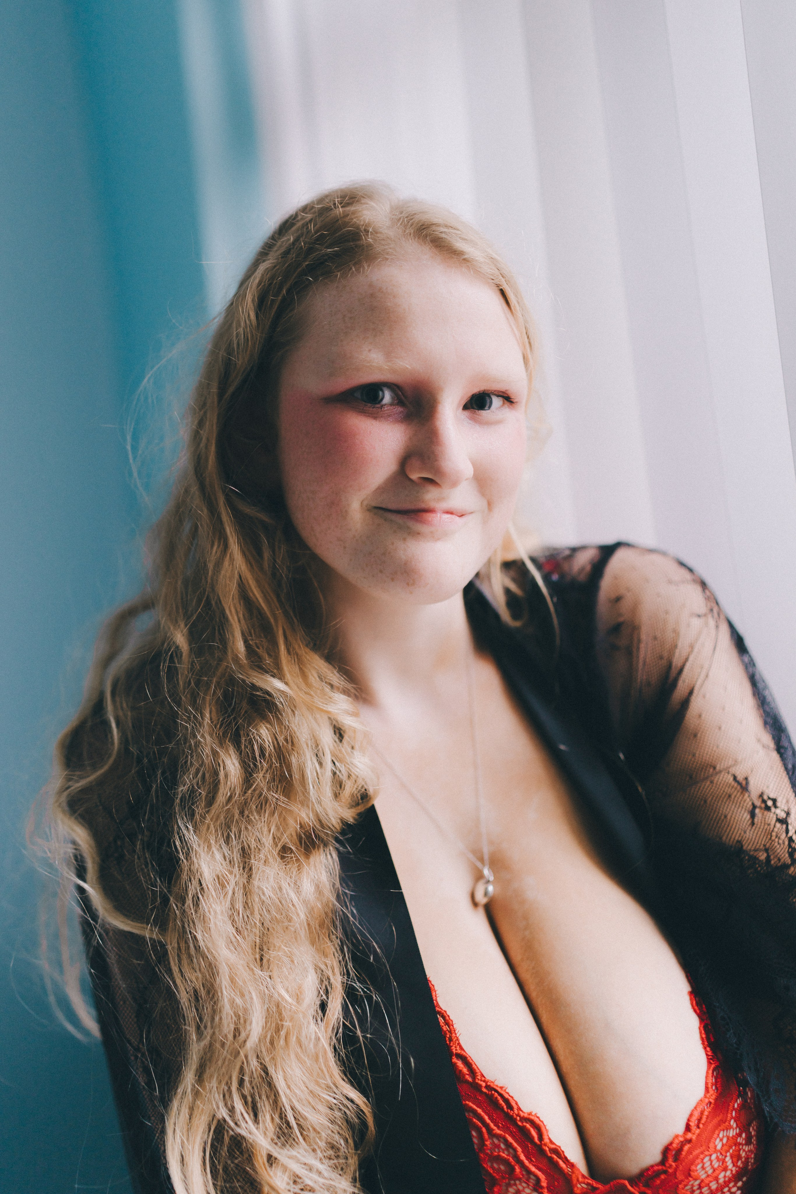 Teenager photo shoot in Thailand. Creative Family, Brand, Boudoir and Wedding Photographer in Solihull & Birmingham Irina Zoteeva