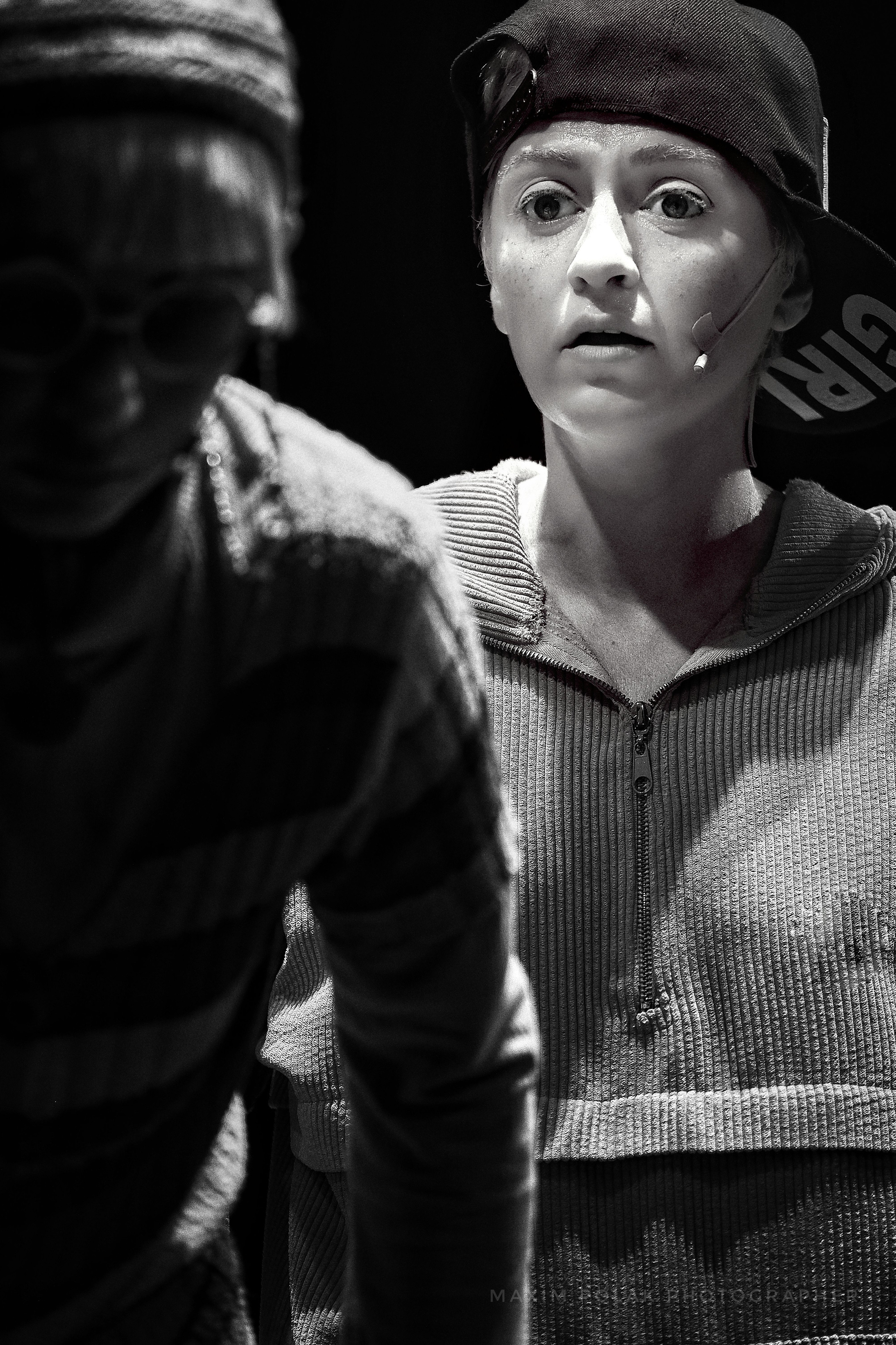 RETRO. Middle East Photo Agency סוכנות צילום המזרח התיכון — צילום מקצועי והדפסת מגנטים לאירועים