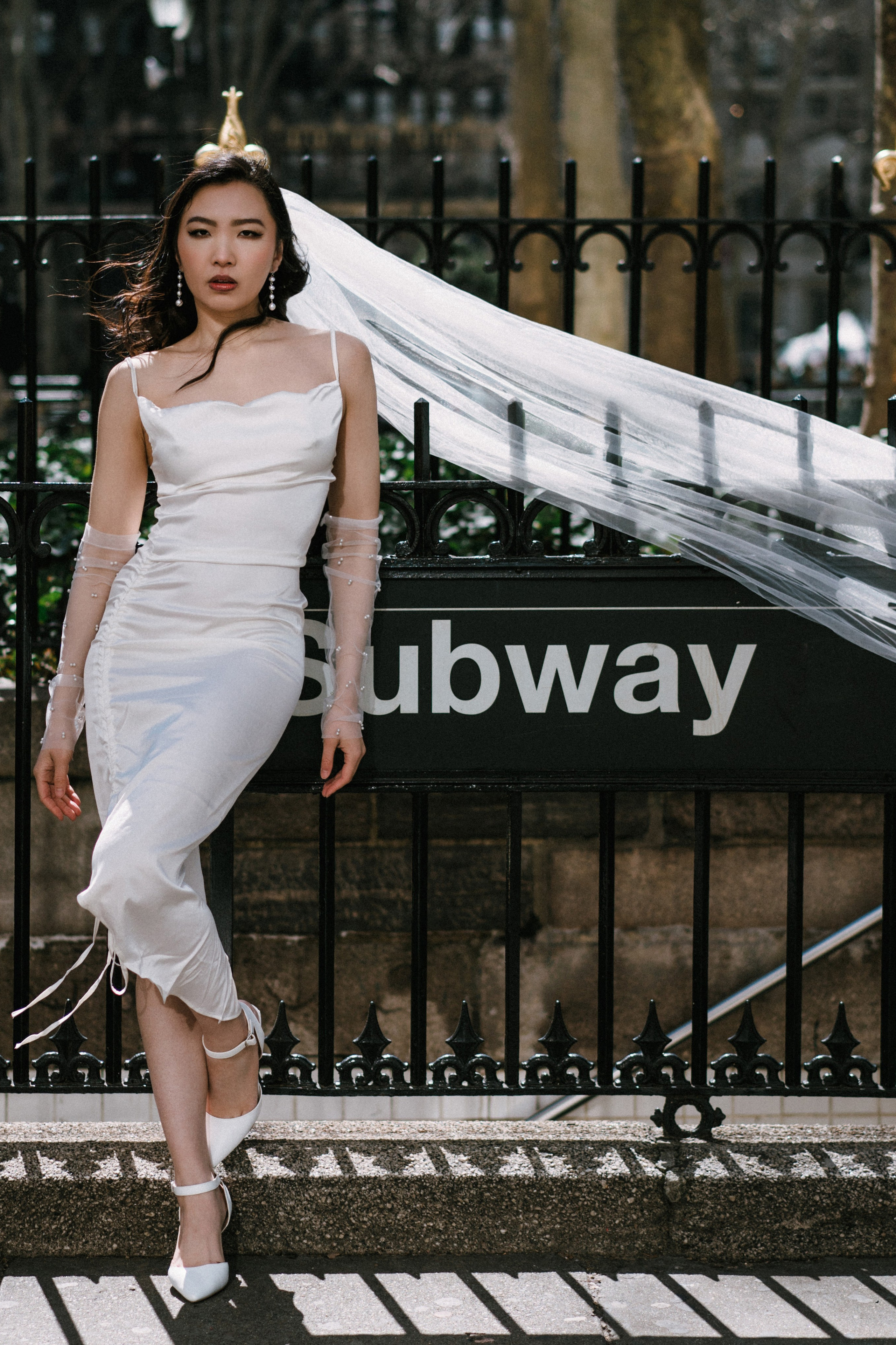 Walking in the rain. M Atelier | Art Portraits