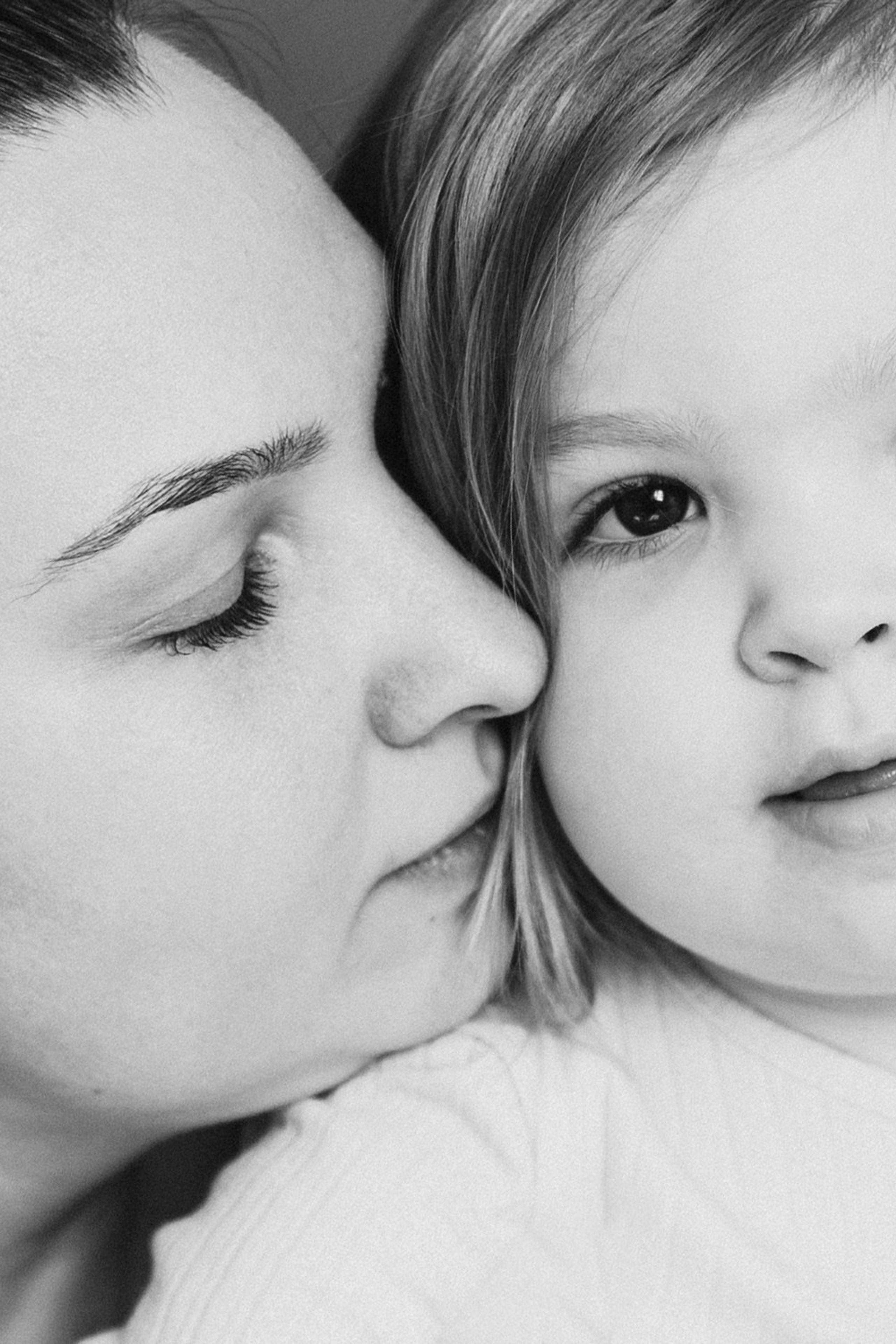 Mini ședință foto de Primăvară!. Fotograf de familie în Oradea Katsiaryna Ciortan