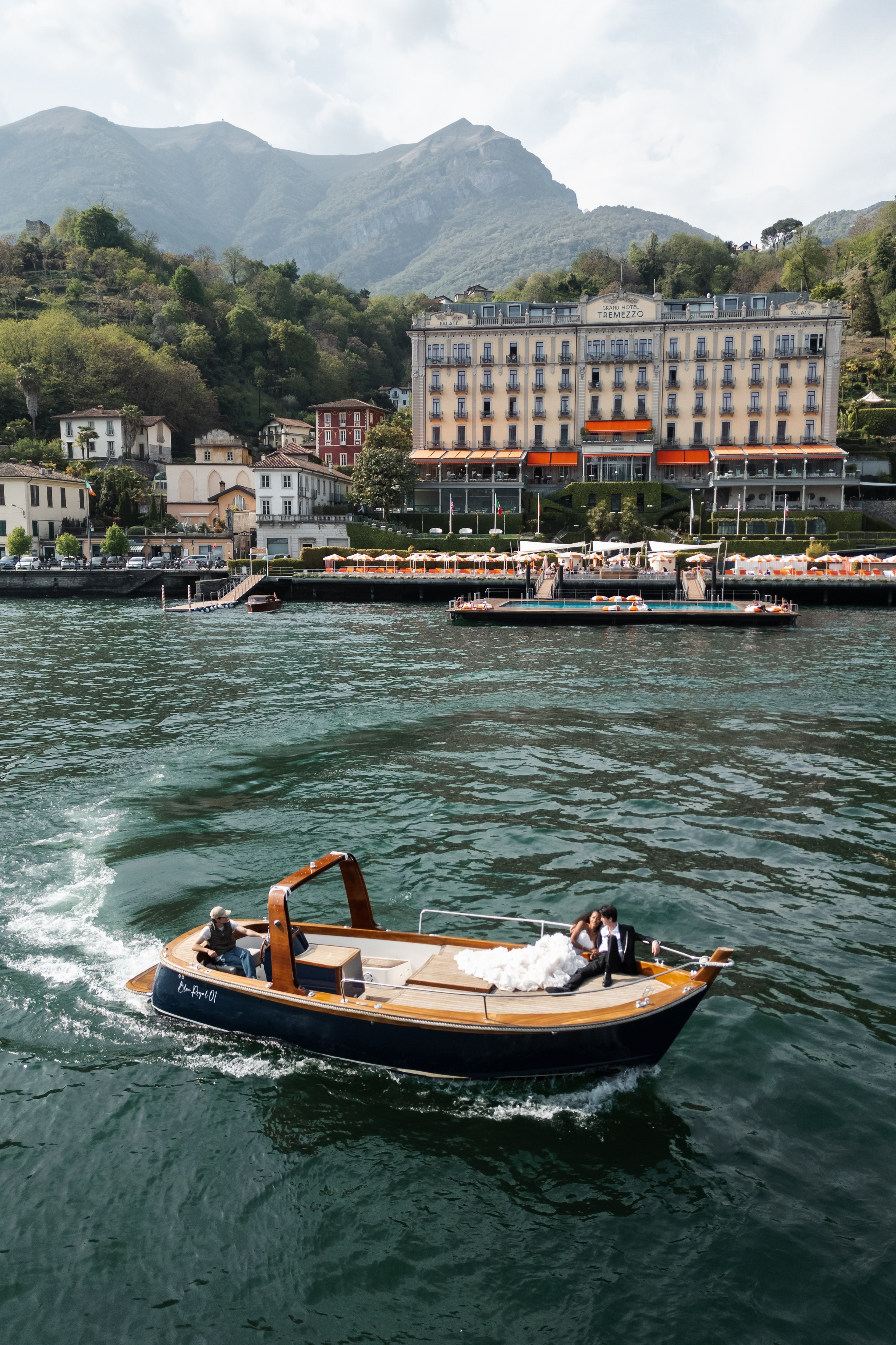 LAKE COMO