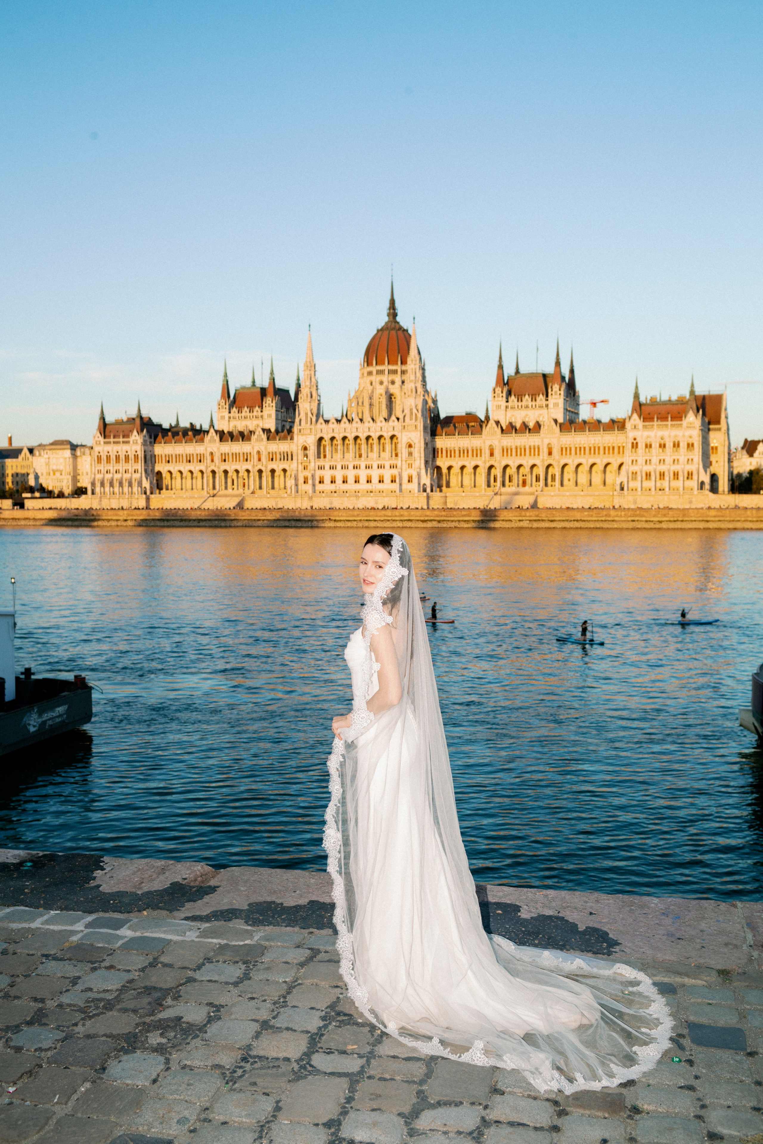 CRISTIAN & EMANUELA. CCORNEA PHOTOGRAPHY