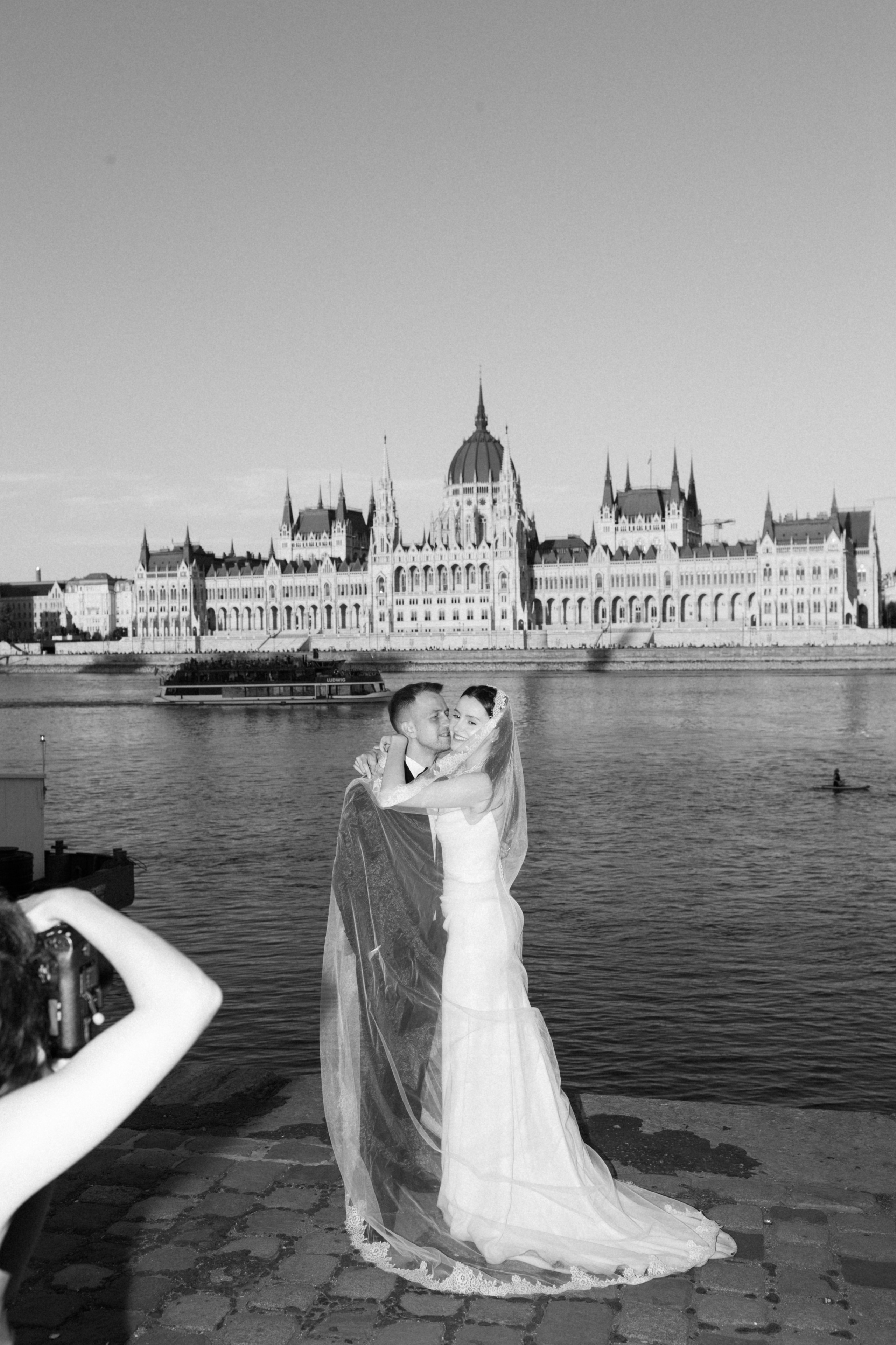 CRISTIAN & EMANUELA. CCORNEA PHOTOGRAPHY