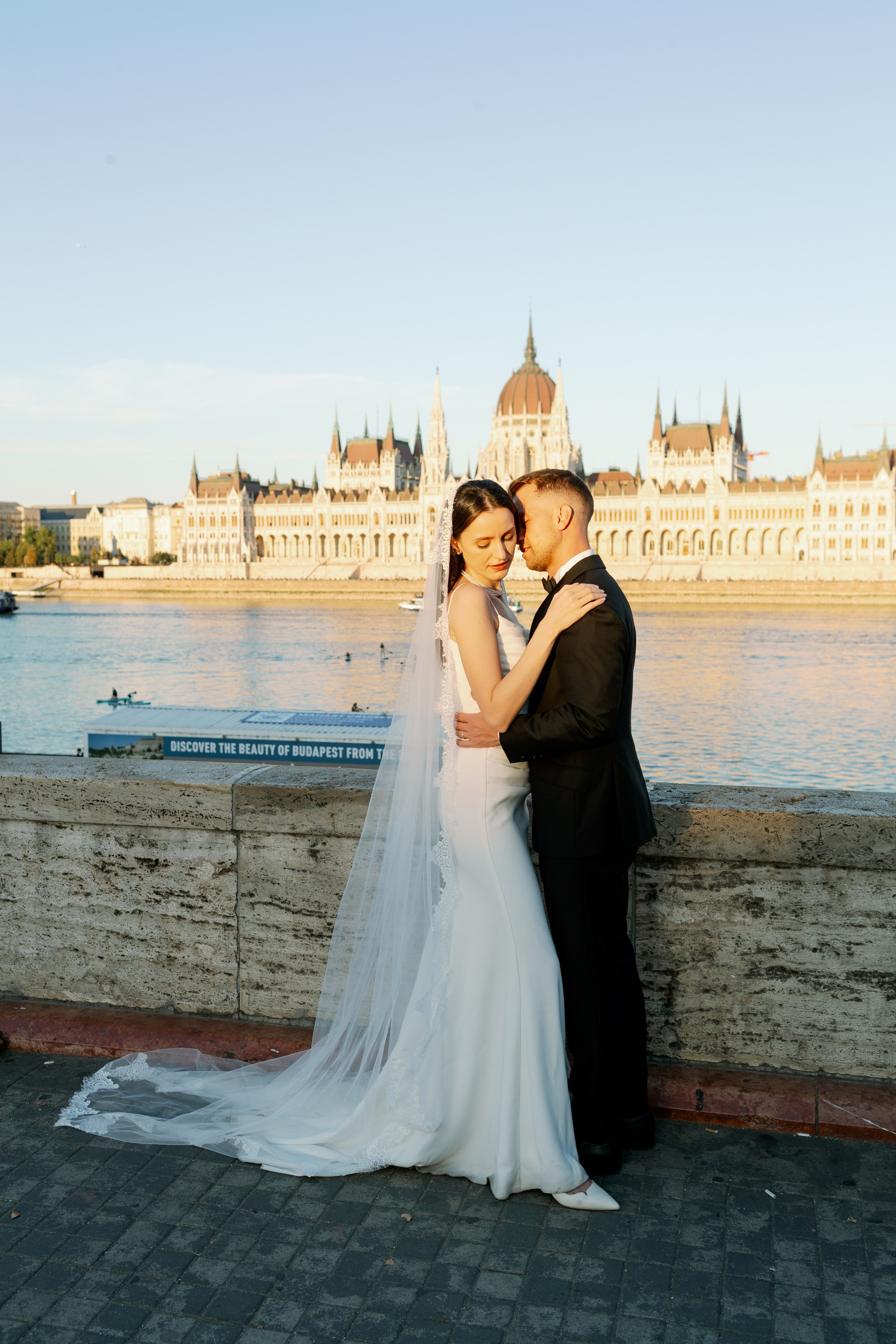 CRISTIAN & EMANUELA. CCORNEA PHOTOGRAPHY