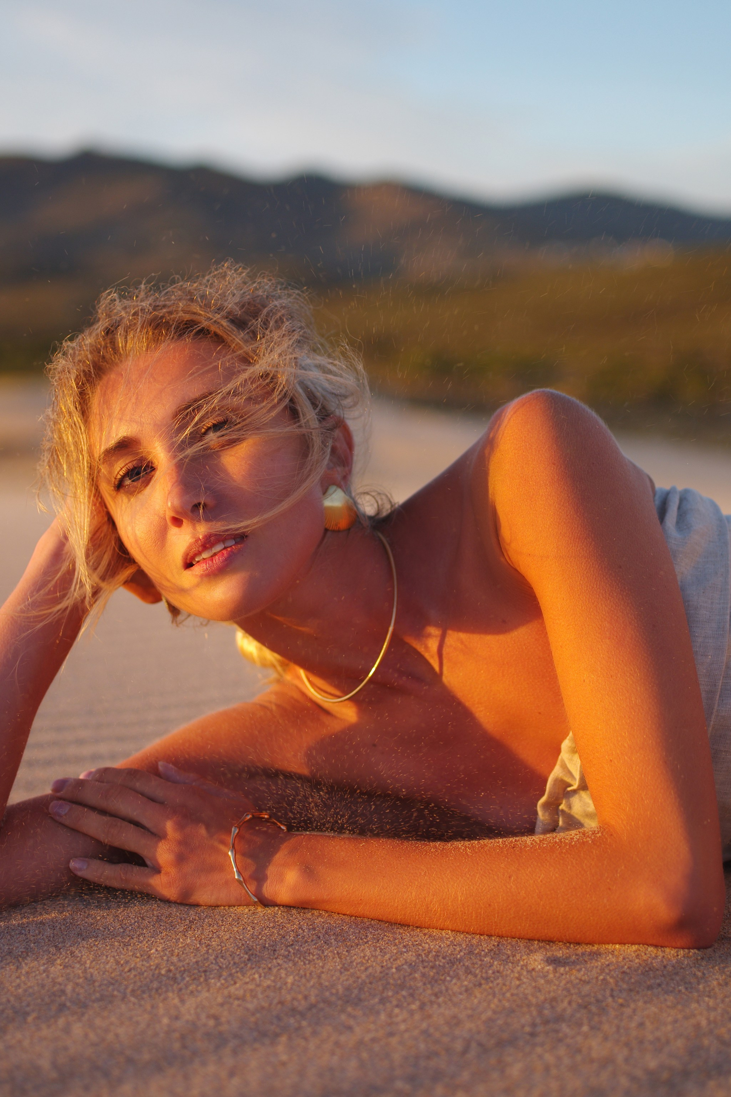 YANA. CCORNEA PHOTOGRAPHY