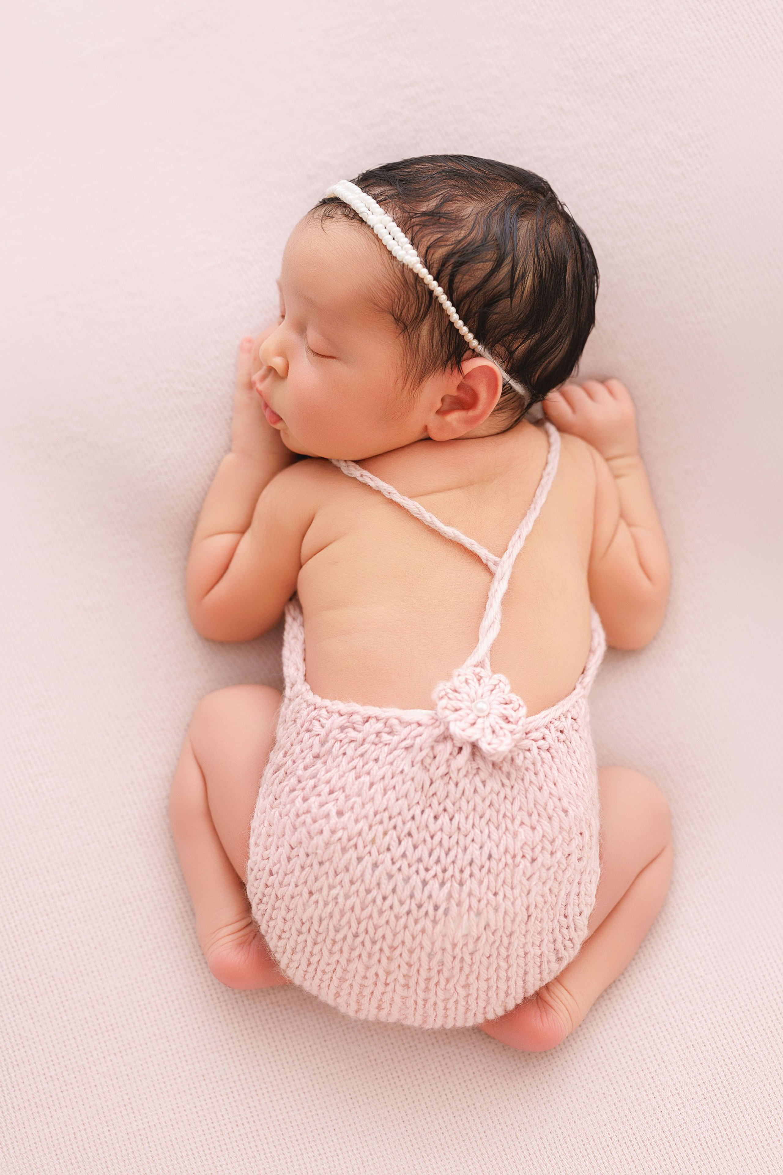 When to Book Your Maternity Photography Session by Due Date | Santa Clarita Maternity Photographer. Los Angeles Photographer | Maternity, Family & Branding