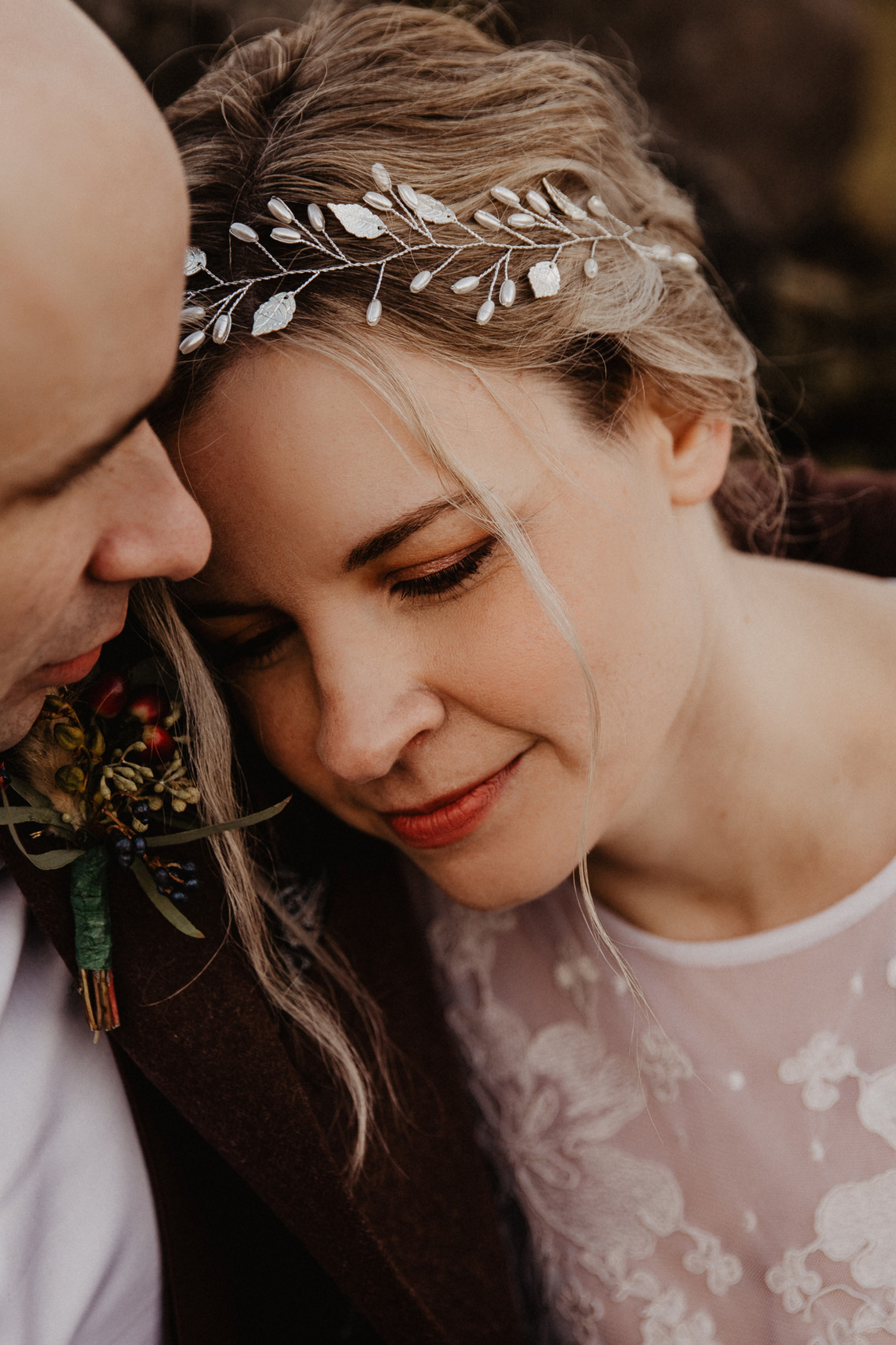 Reviews about Iceland wedding photographer. Iceland elopement photographer & videographer