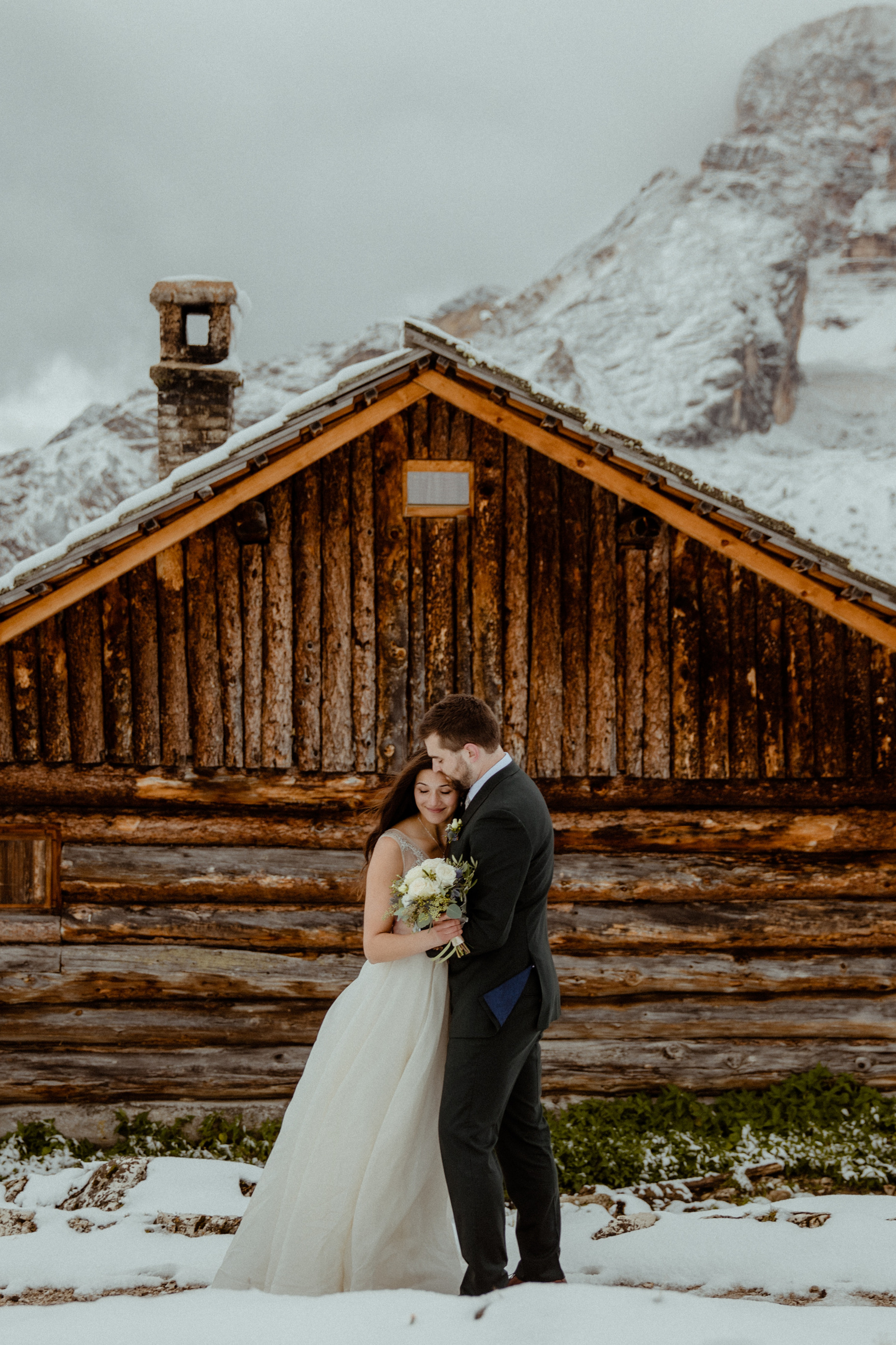Reviews about Iceland wedding photographer. Iceland elopement photographer & videographer
