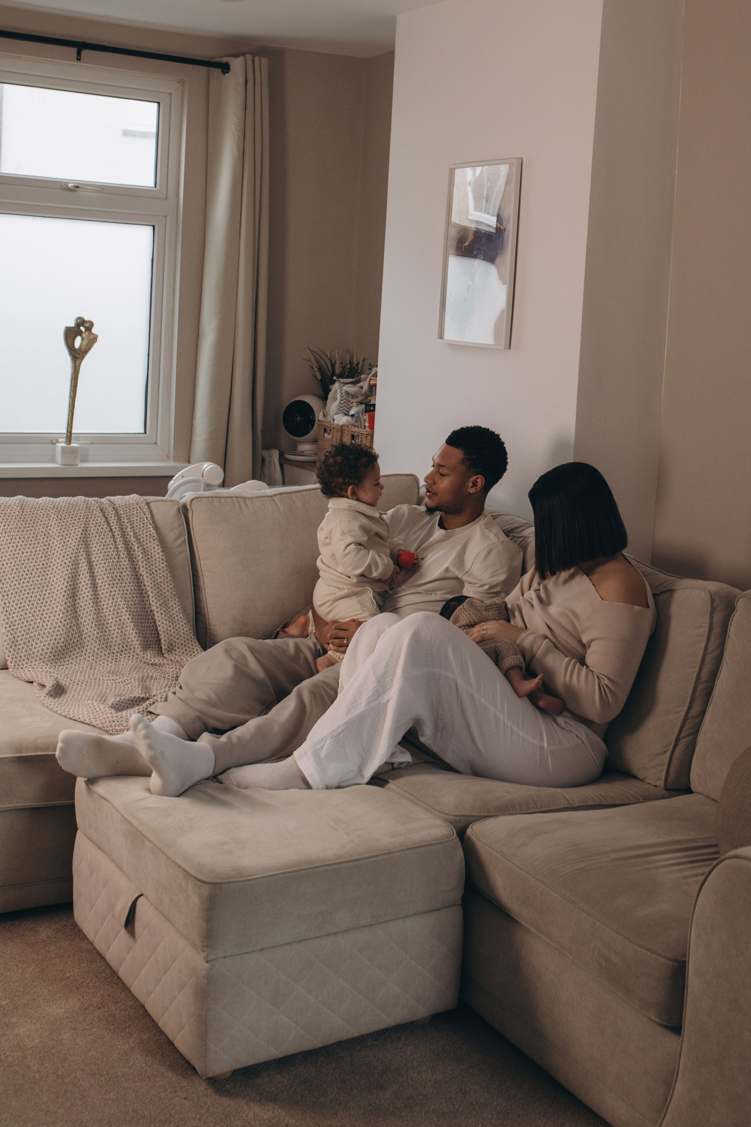 Newborn Photography London | In-Home Baby Sessions | AnnaTsesar. Premium Maternity, Newborn & Family Photography in London