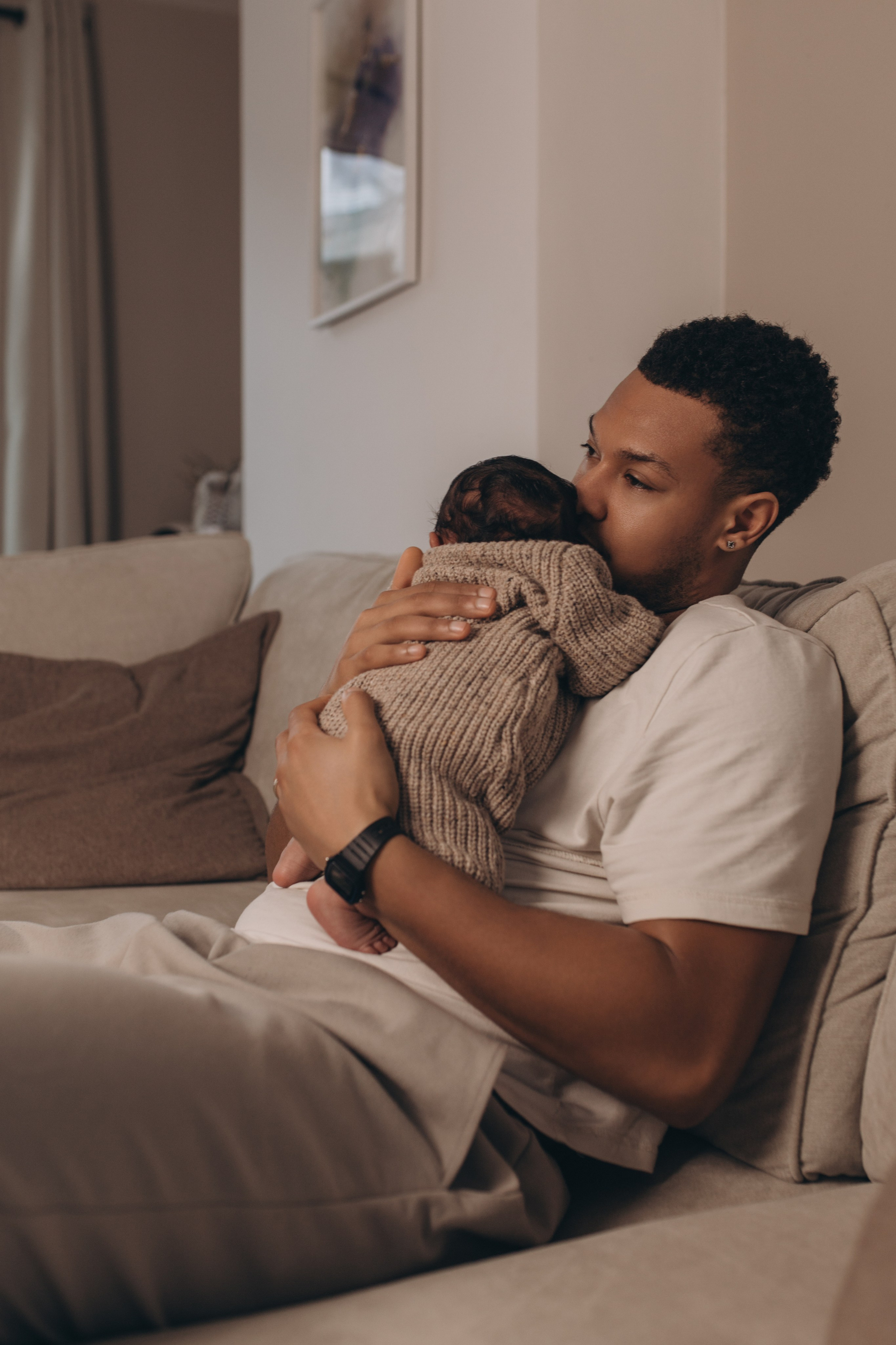 Newborn Photography London | In-Home Baby Sessions | AnnaTsesar. Premium Maternity, Newborn & Family Photography in London