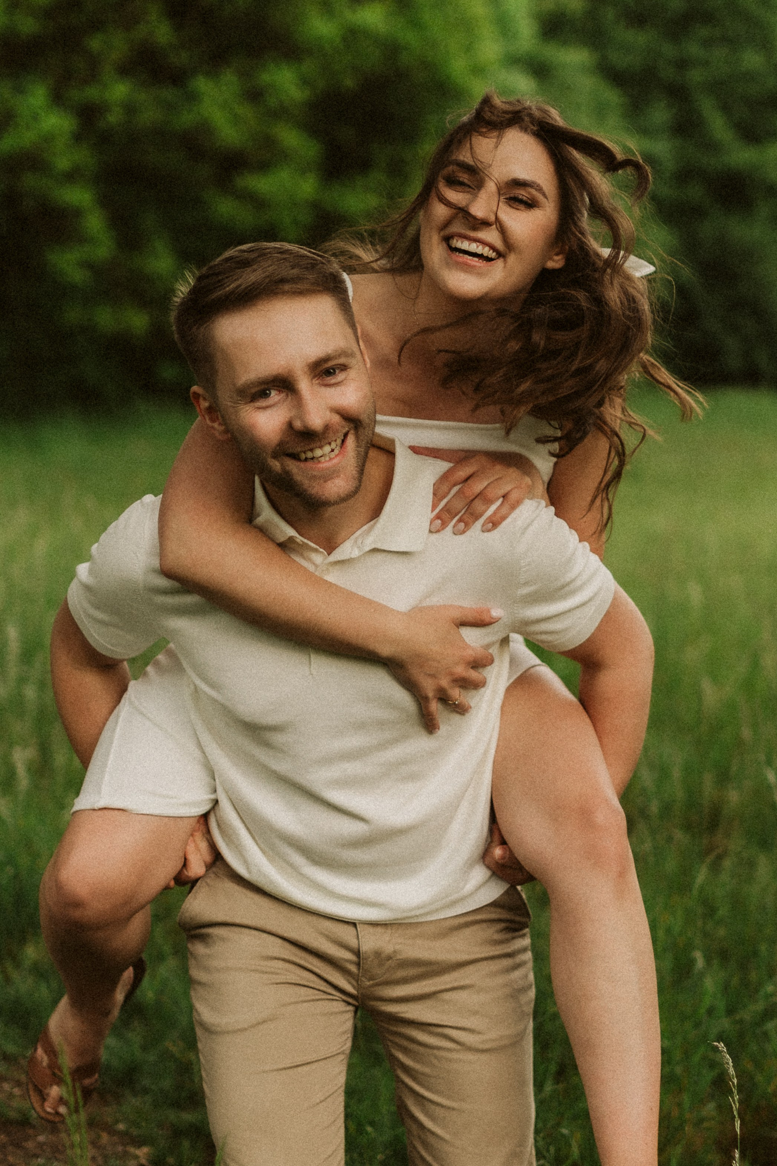 SESJE NARZECZEŃSKIE. Fotograf ślubny Śląsk – reportaż ślubny | KarkowskaFoto