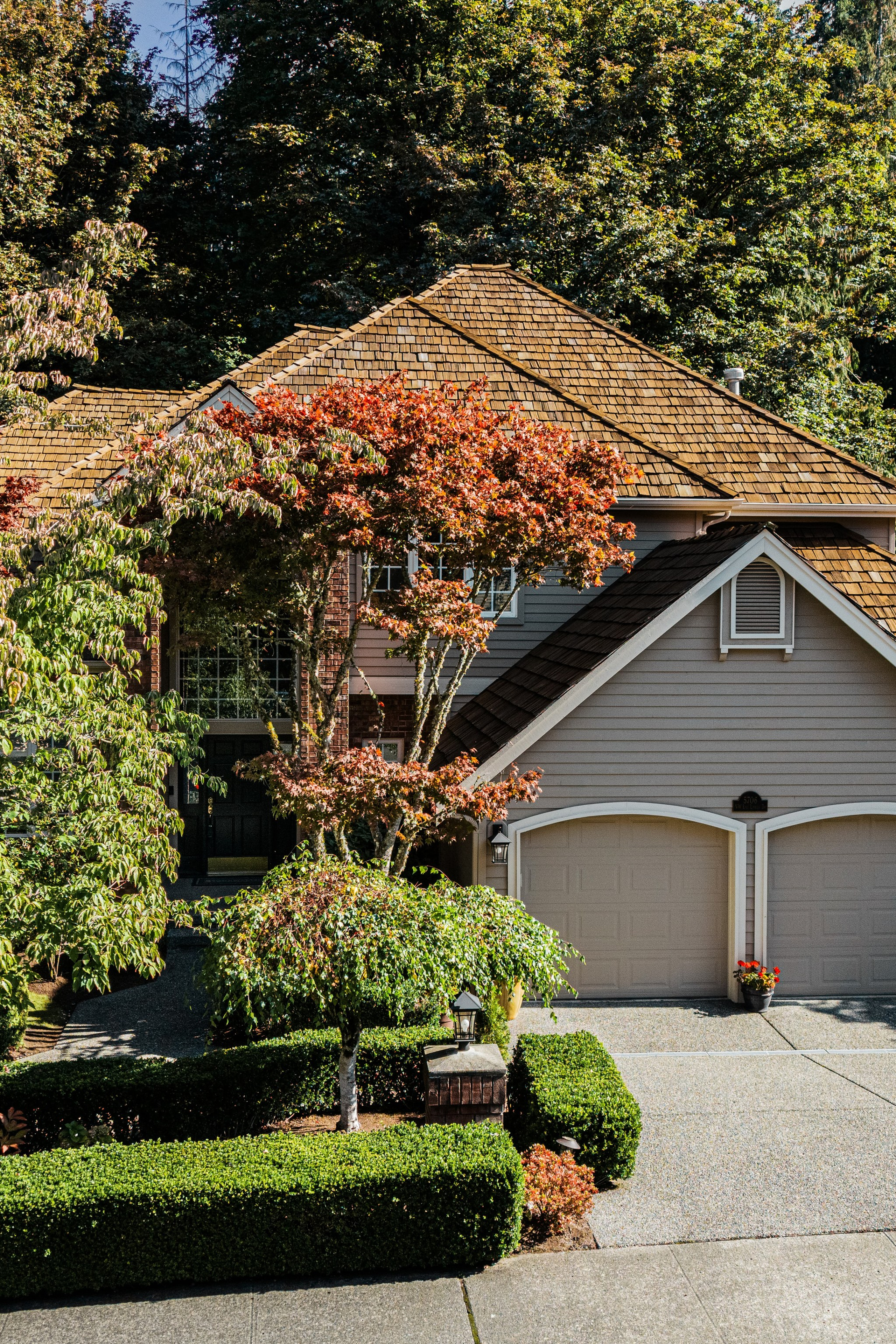 Real Estate. EVAN ARISTOV WEDDING PHOTOGRAPHY — Seattle Wedding Photographer