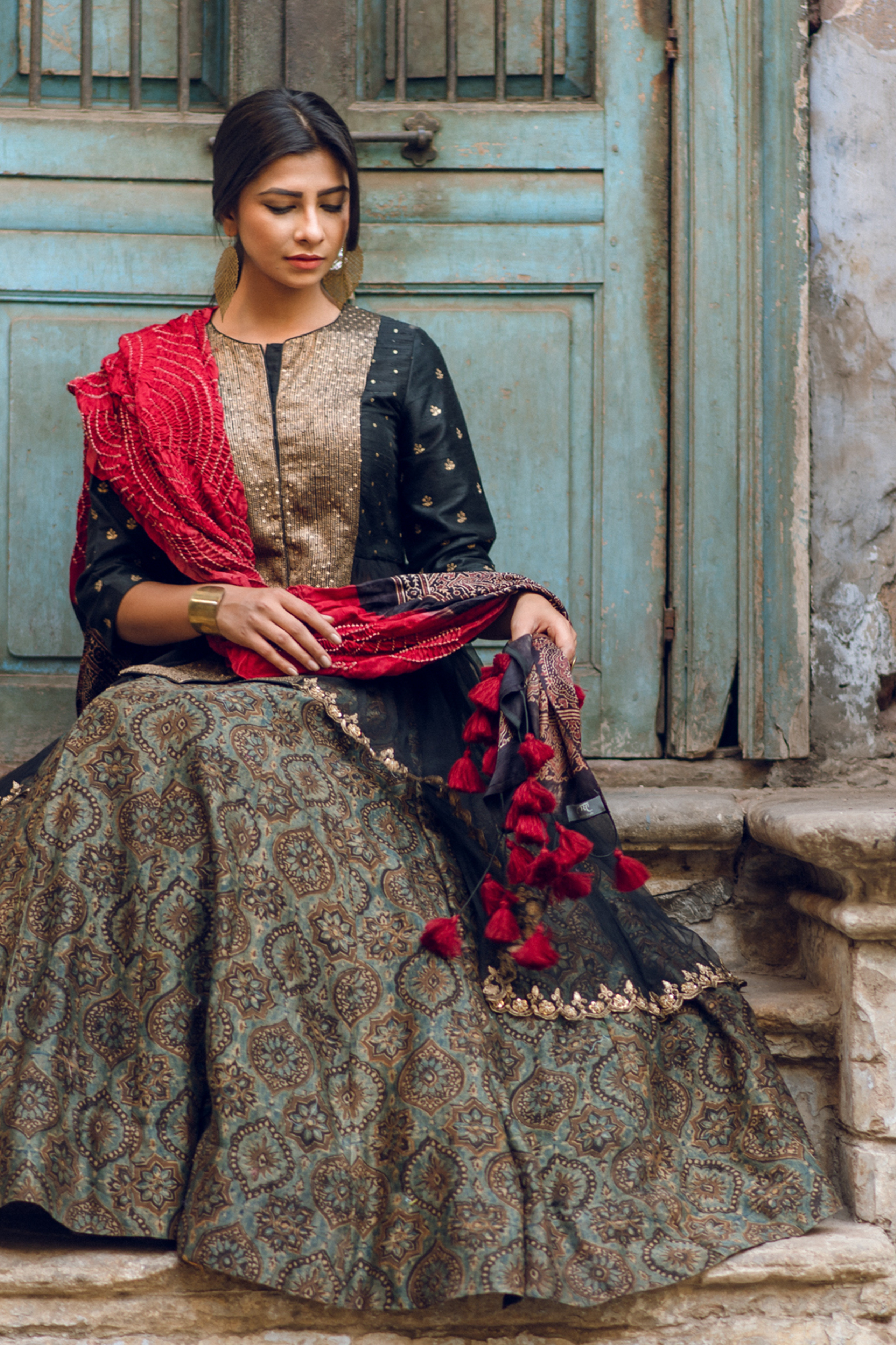 Sesion Tussah by Siddhi Brand. Ahmedabad, India. 2018