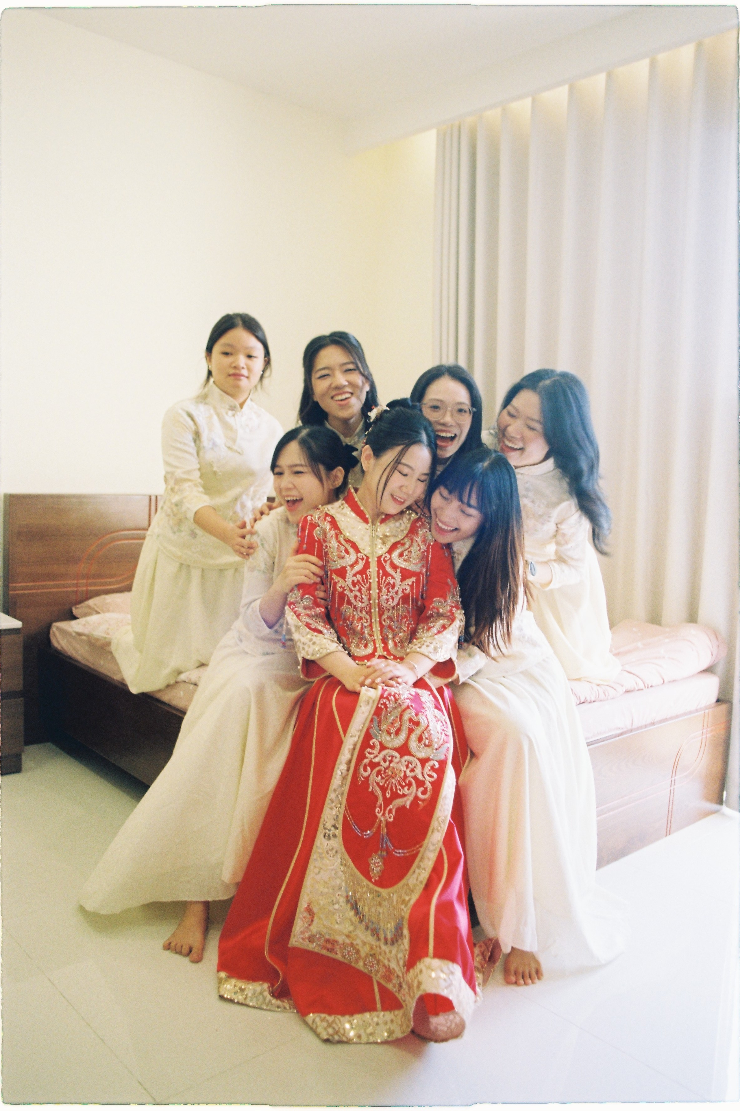 SAN SAN&nbsp;— GIA VỸ