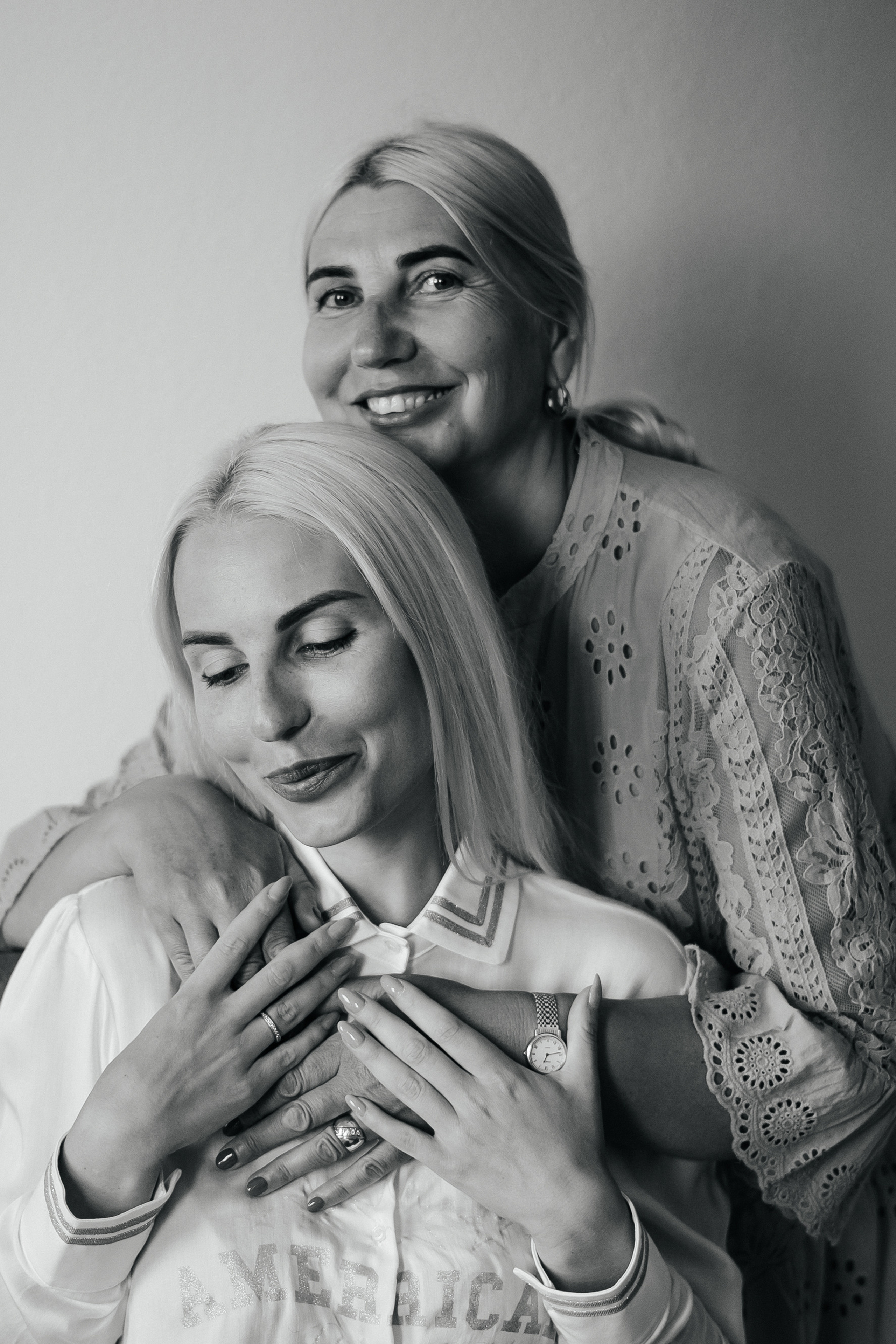 La mamma e figlia " Storia di bellezza”