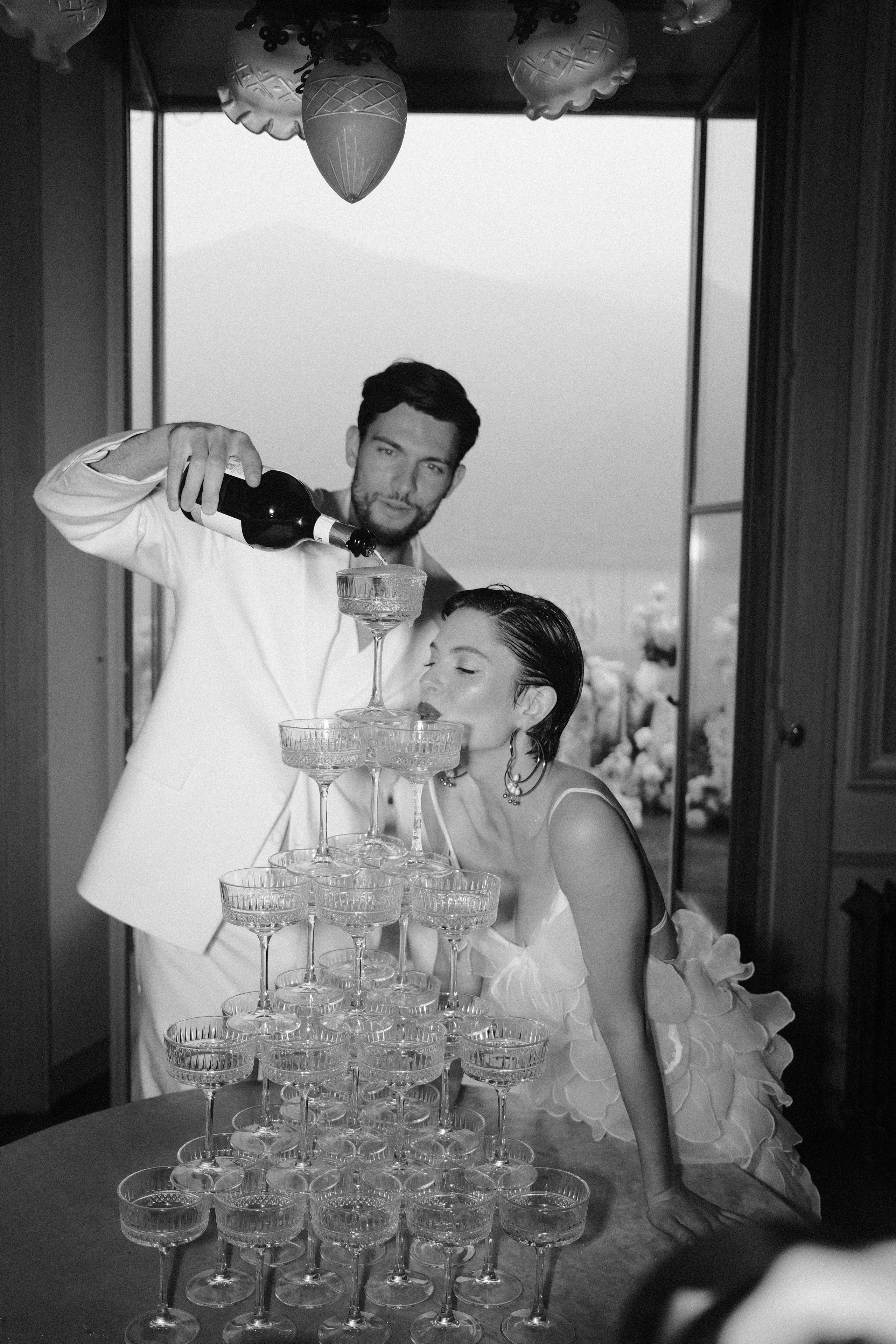 Lake Como Elopement Timeline 2027: Sample Schedules & Tips