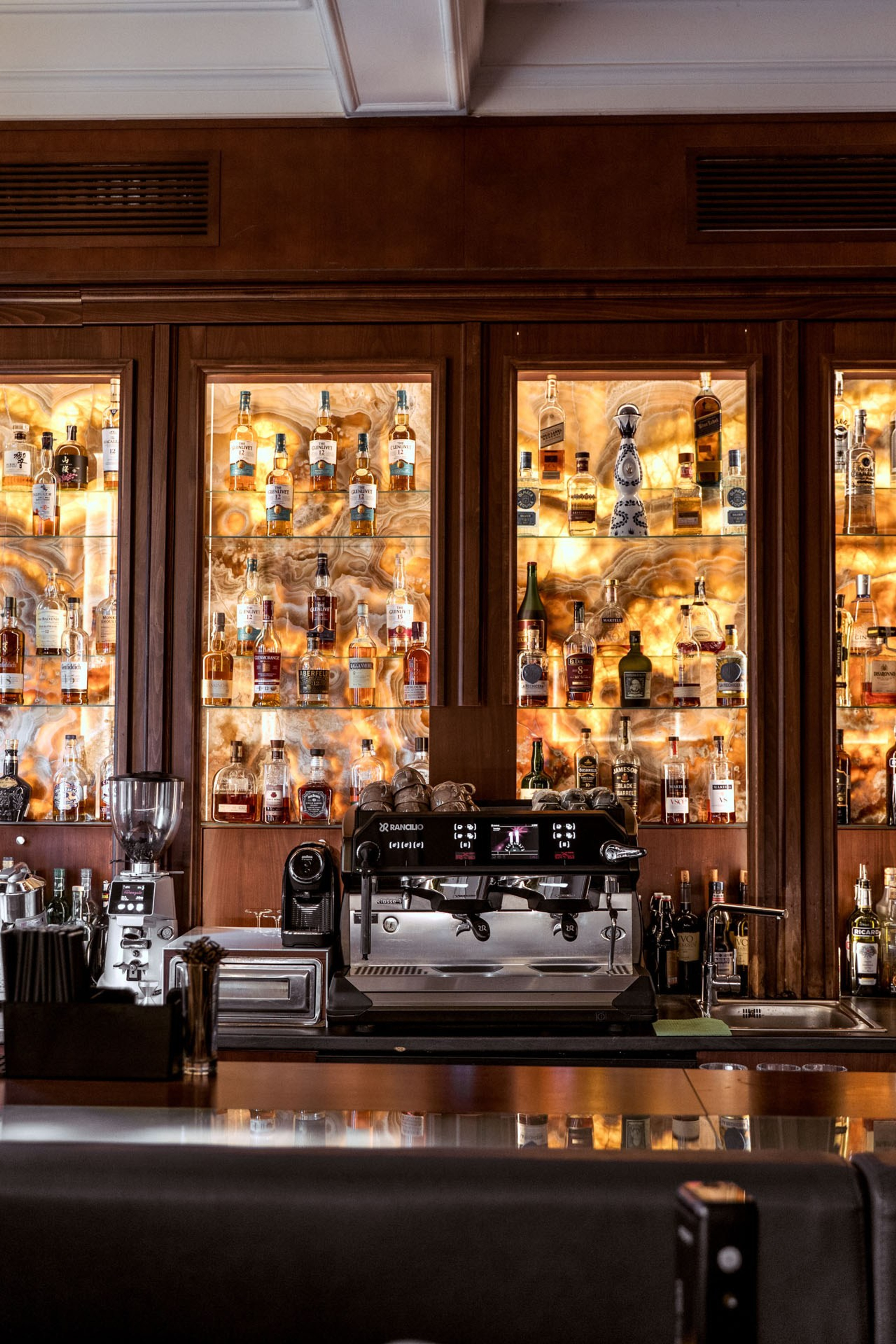 ReClub. Kovalski Production