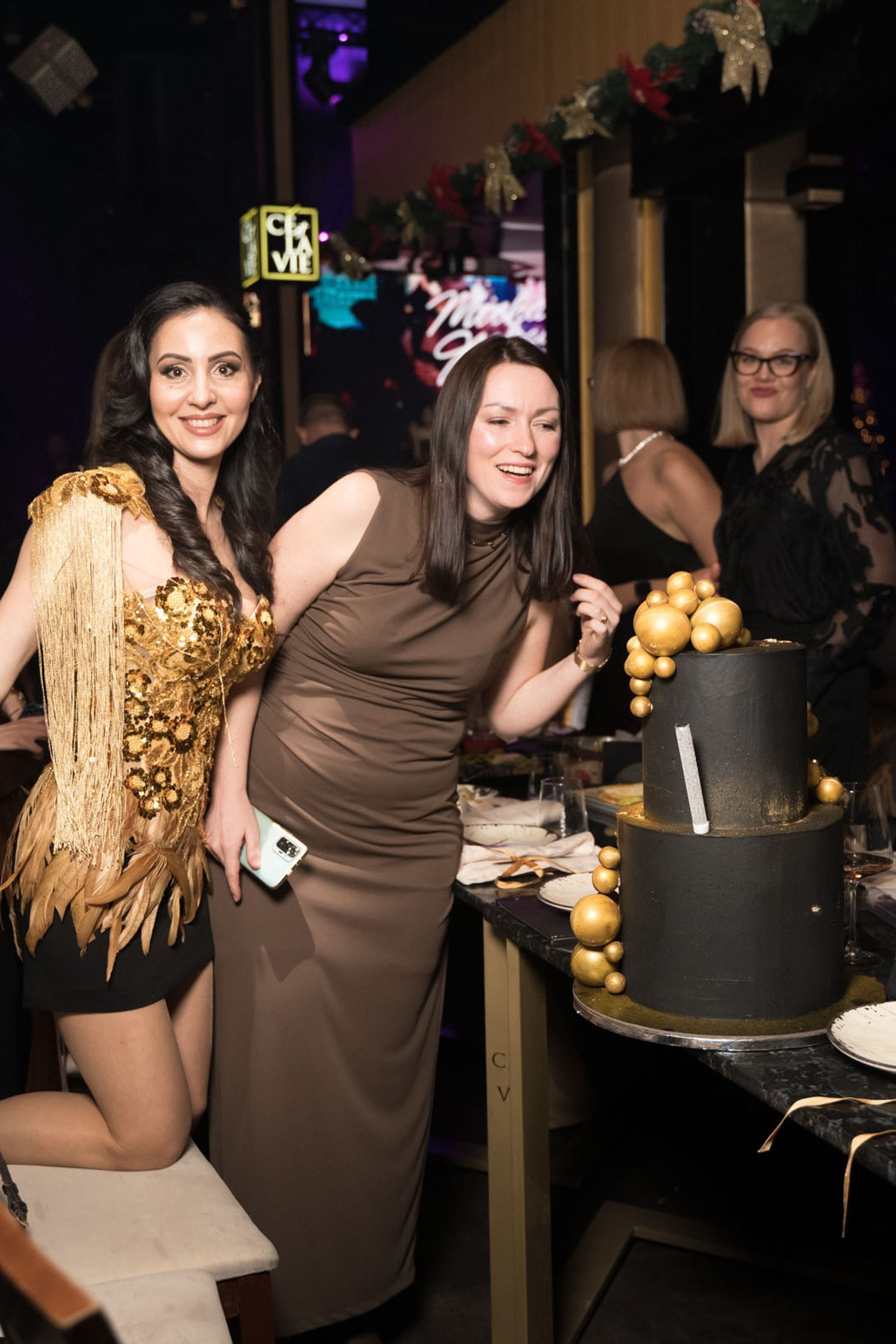 CestLaVie. Kovalski Production