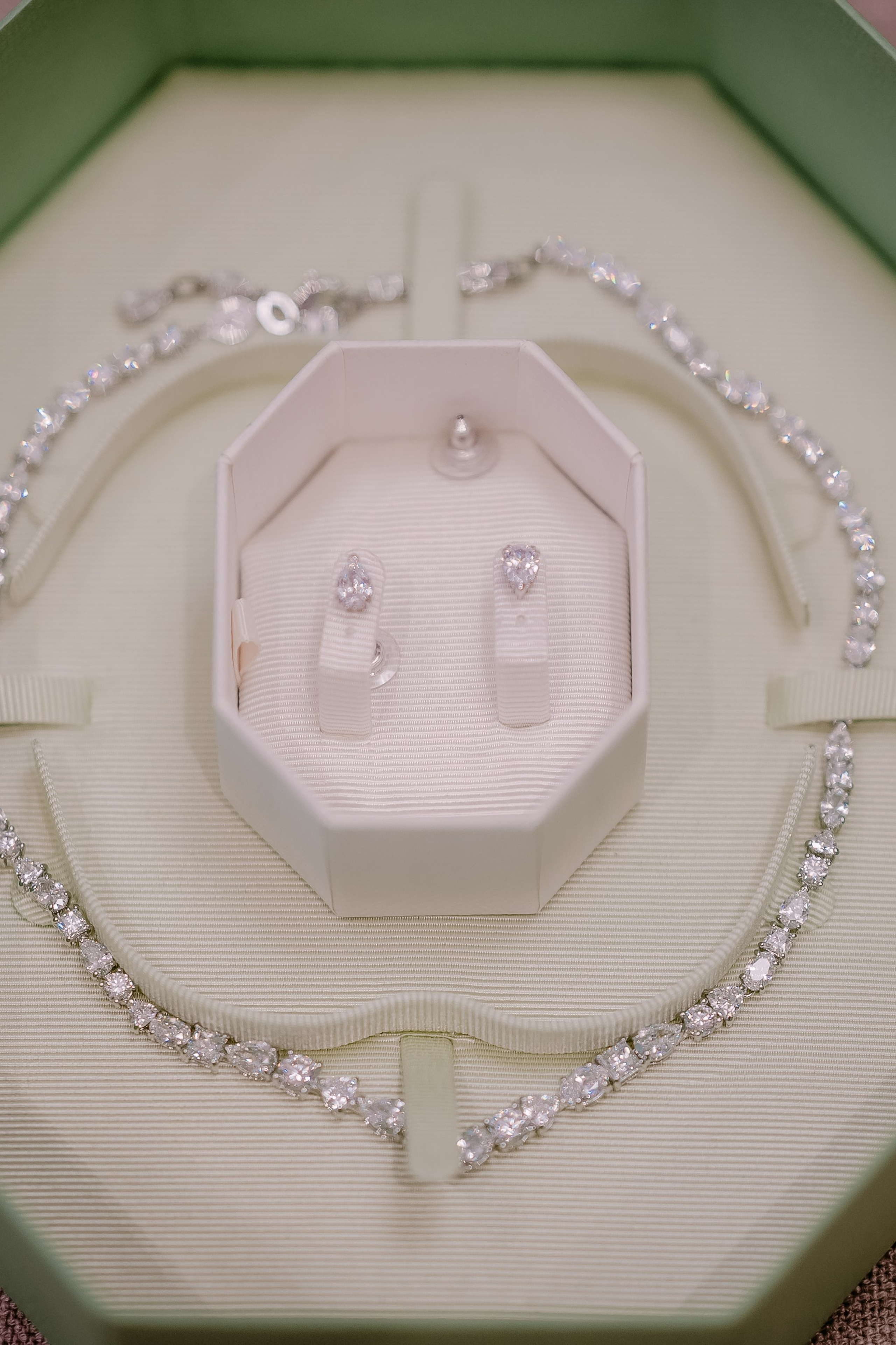 Cum alegi fotograful de nuntă | Ghid esențial