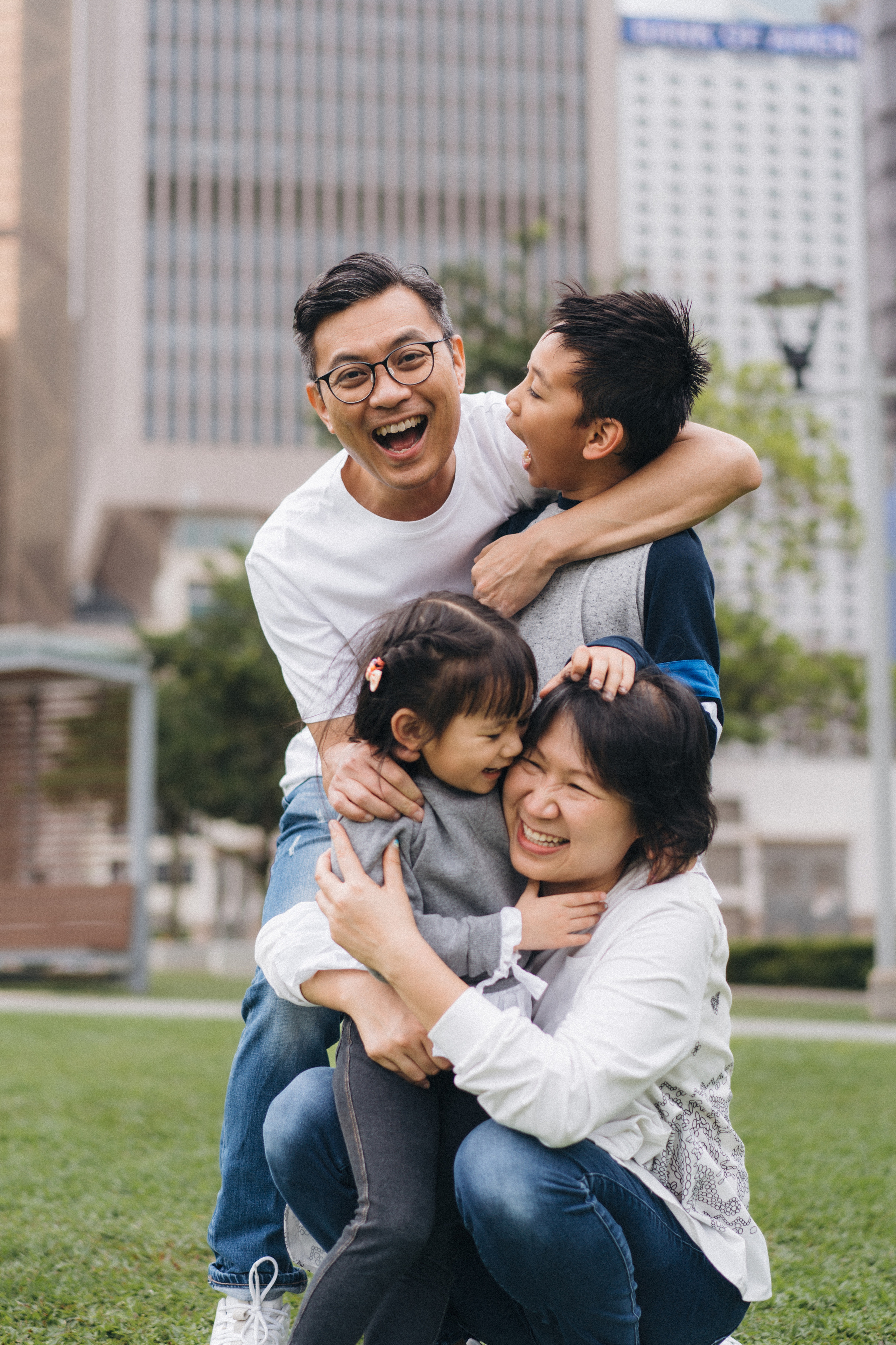 Sunday Morning in Hong Kong, Central Harbour Front