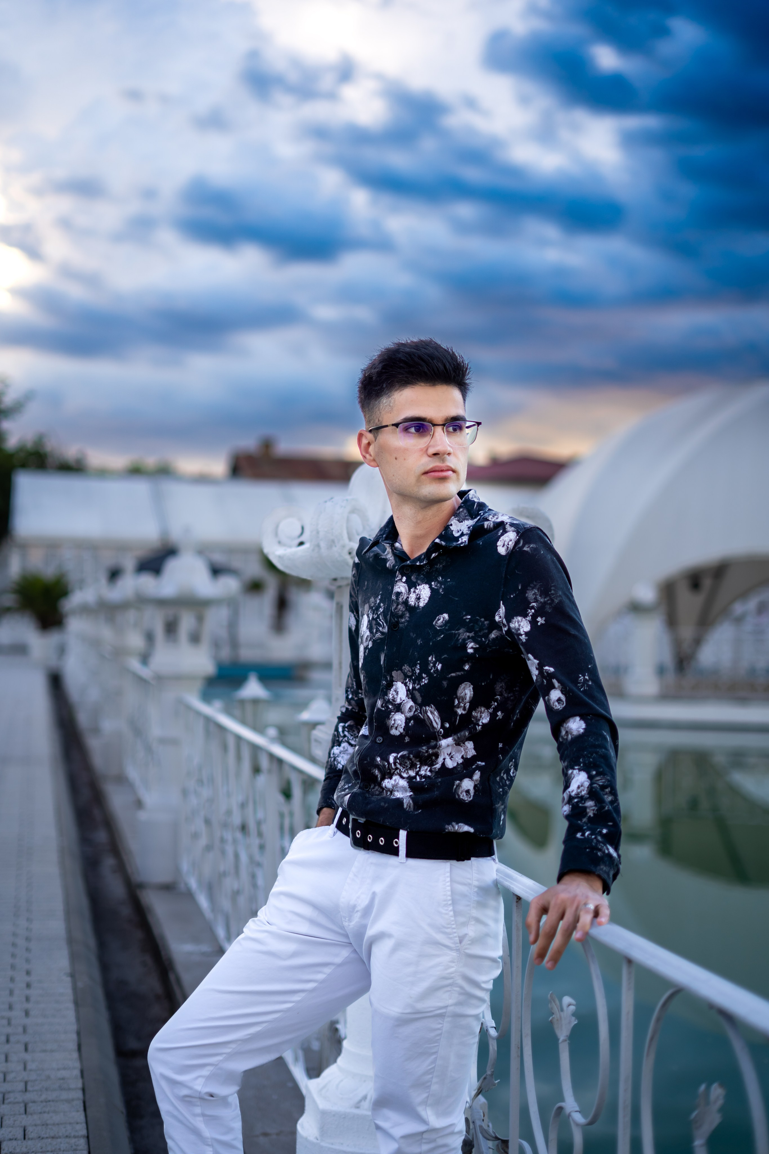Noi. Mihai Alexandra Events