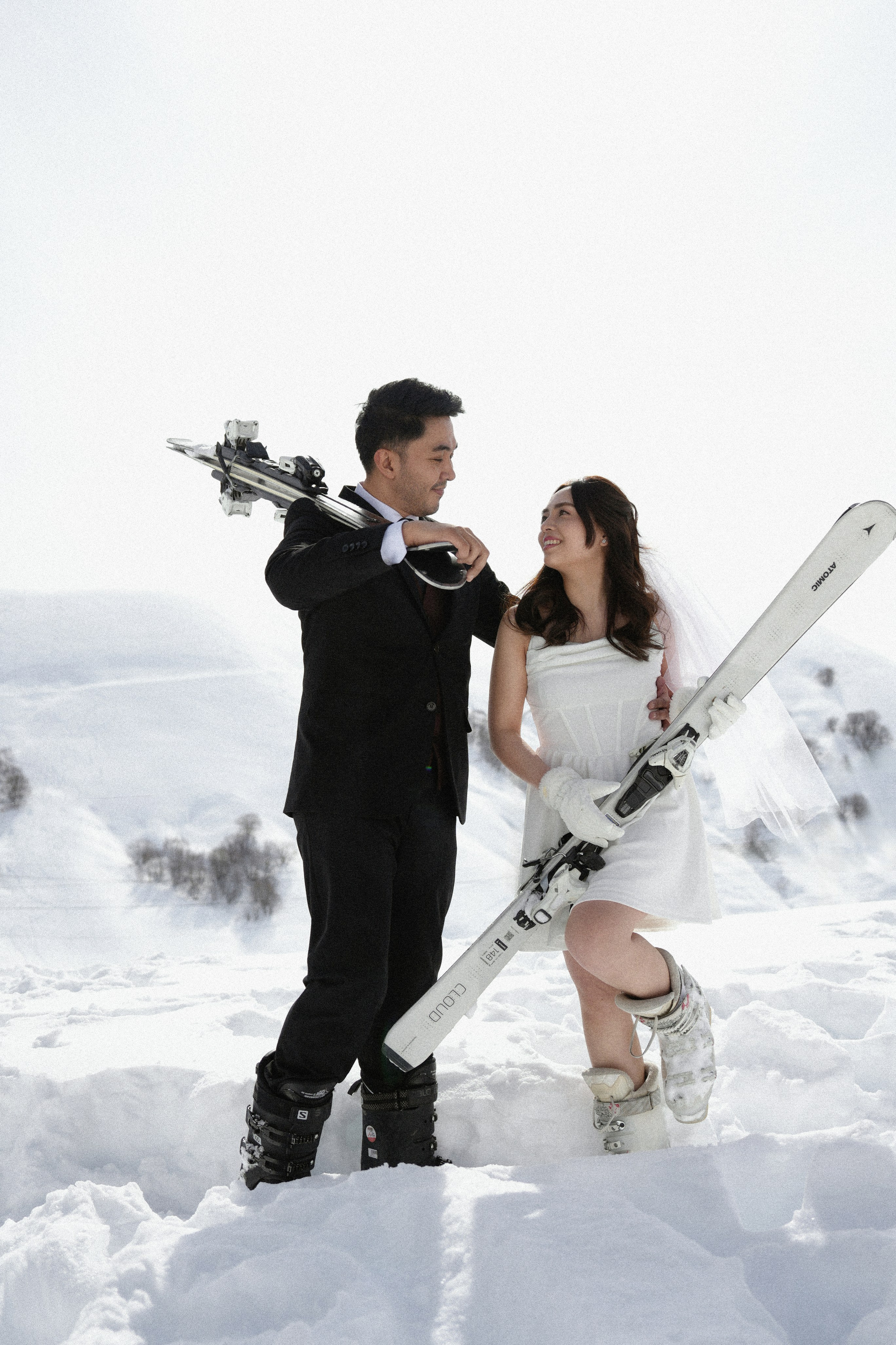 Winter wedding photo shoot in gudauri ski resort