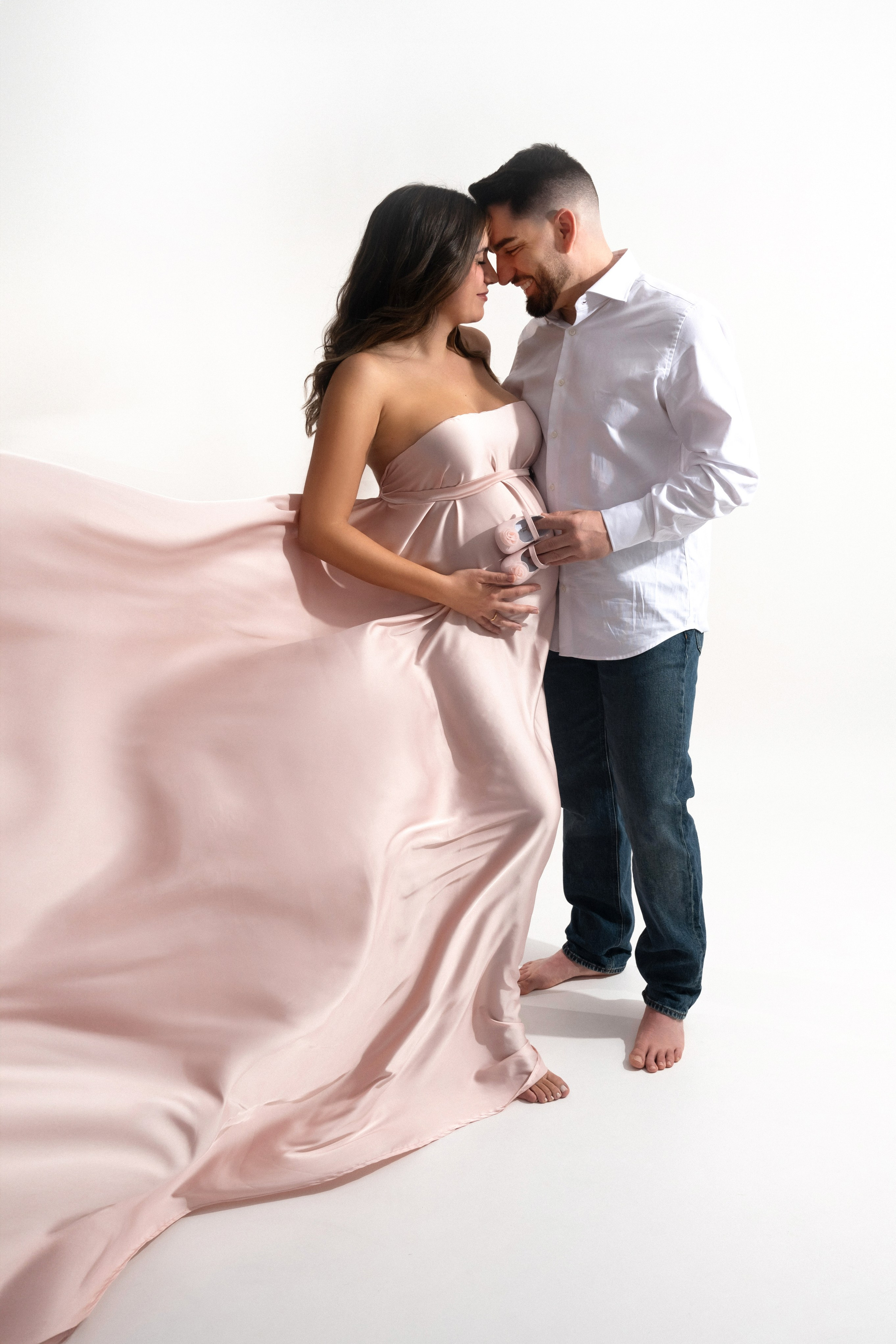 Maternity photographer