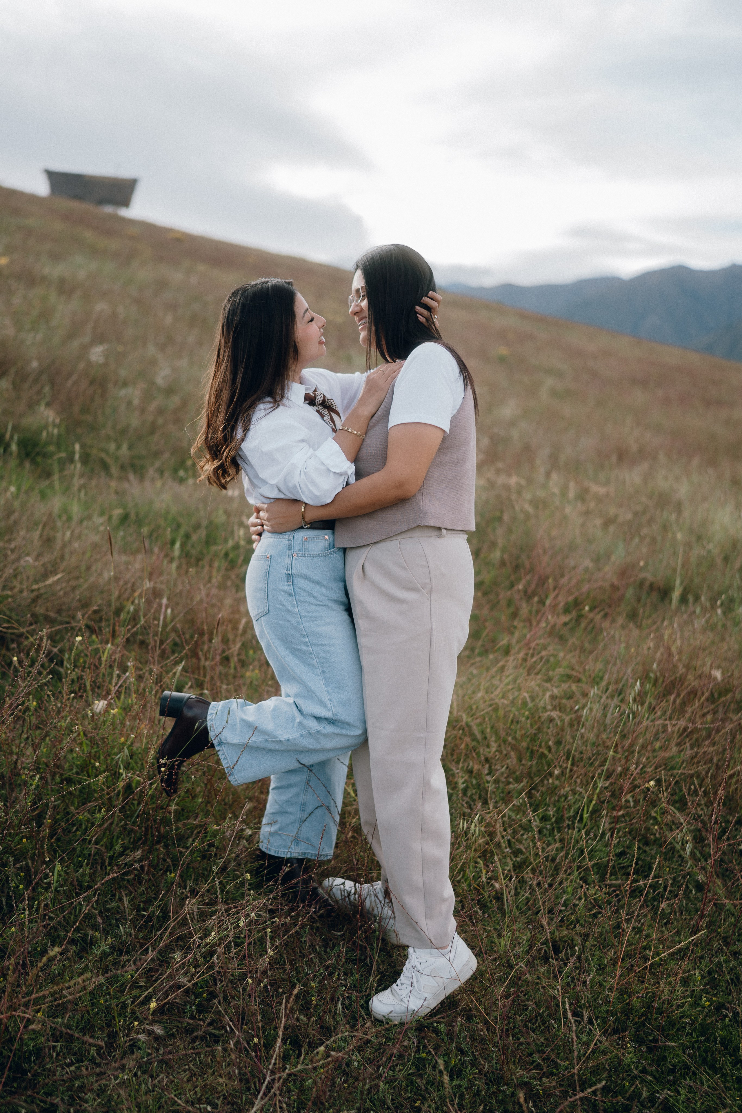 Abbi & Silvi 🌈